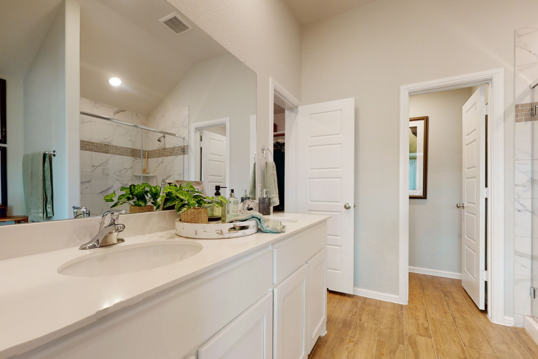 Owner's Bathroom