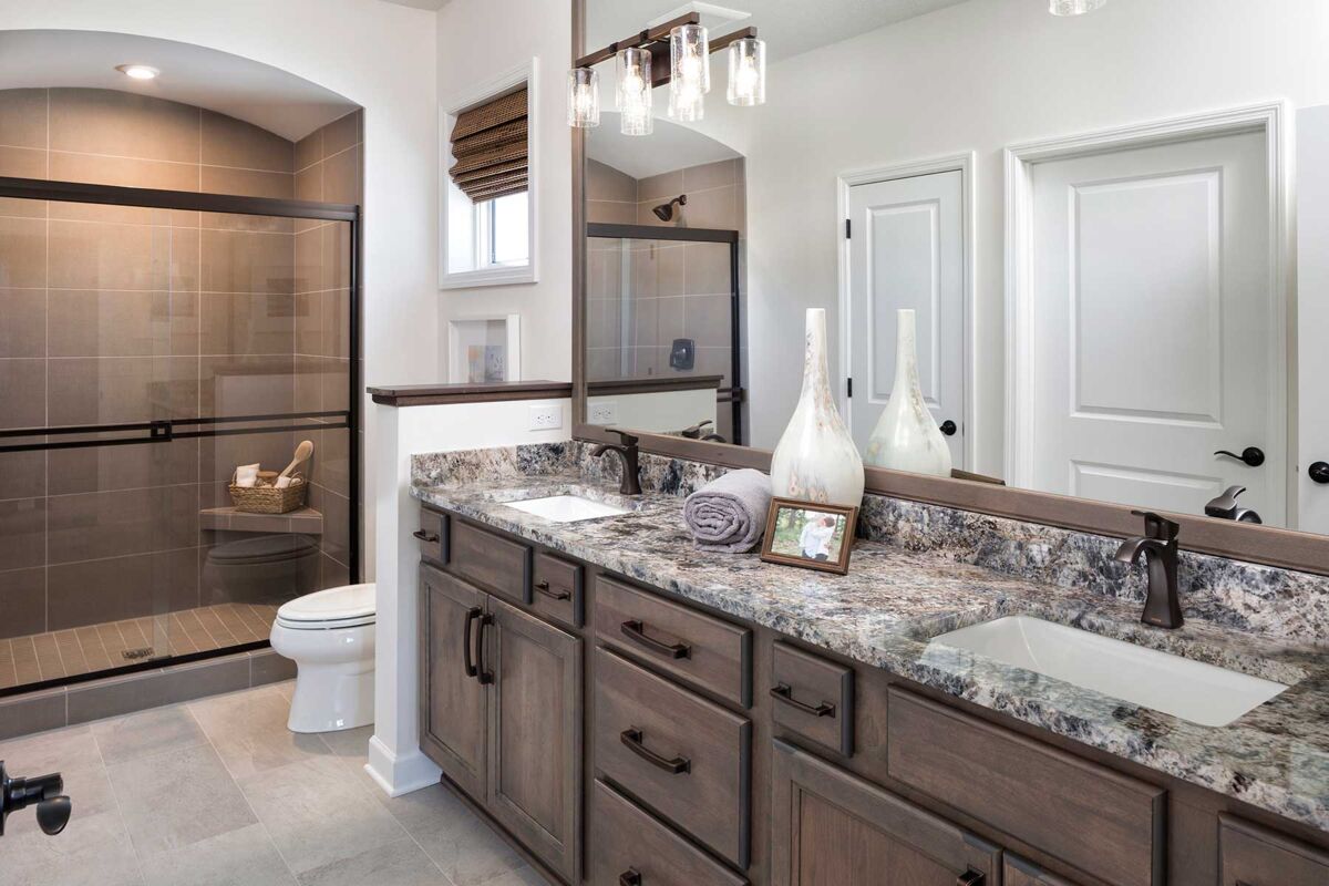 Owners Bath 2