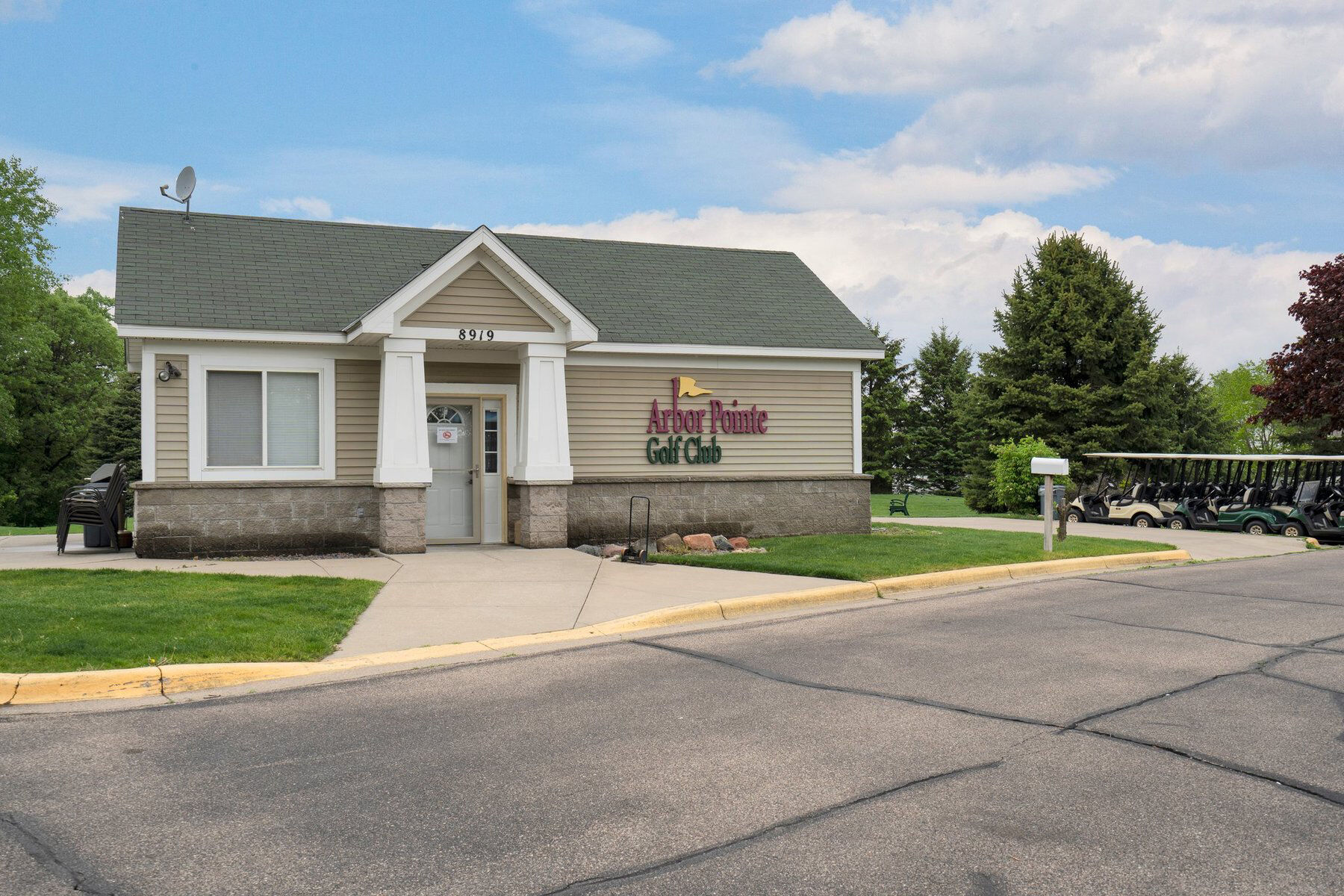 Surrounding Area - Arbor Pointe Golf Club