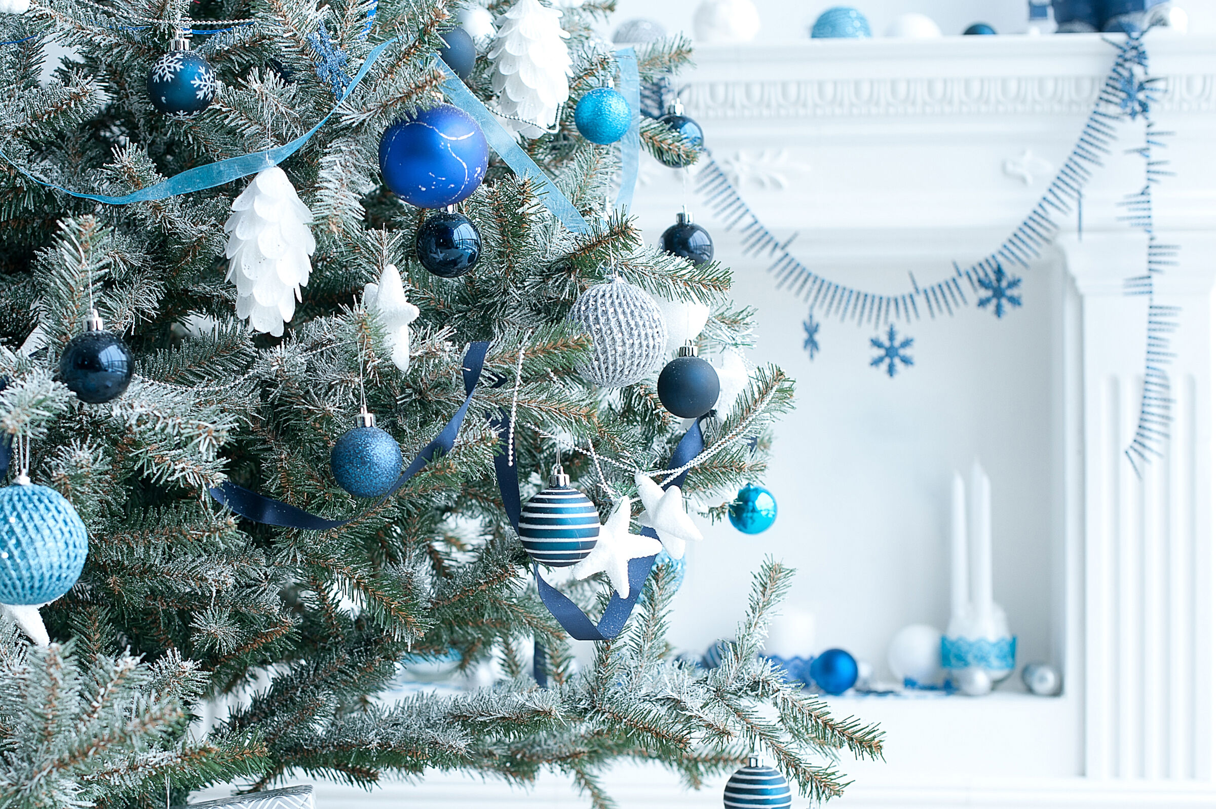 Christmas tree with blue ornament