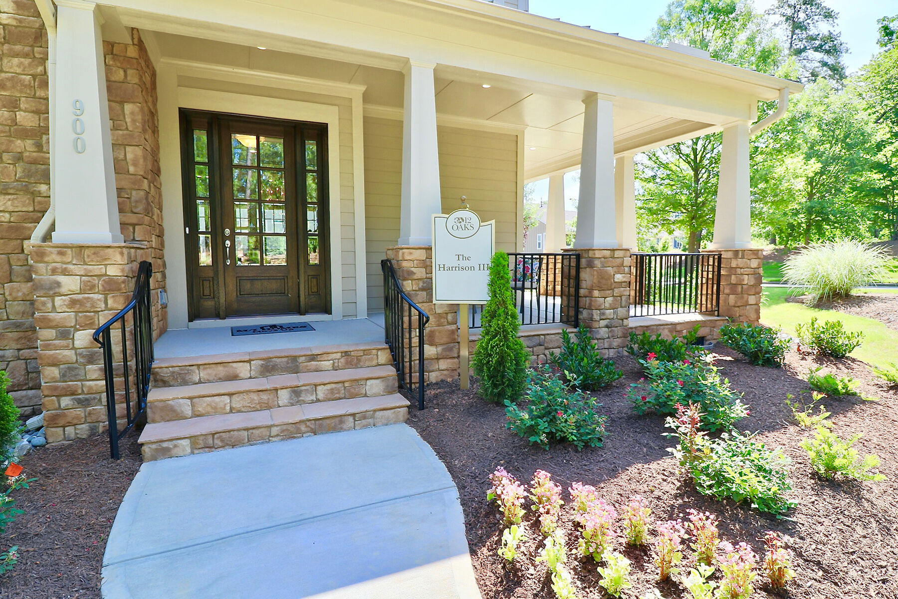 12 Oaks Porch