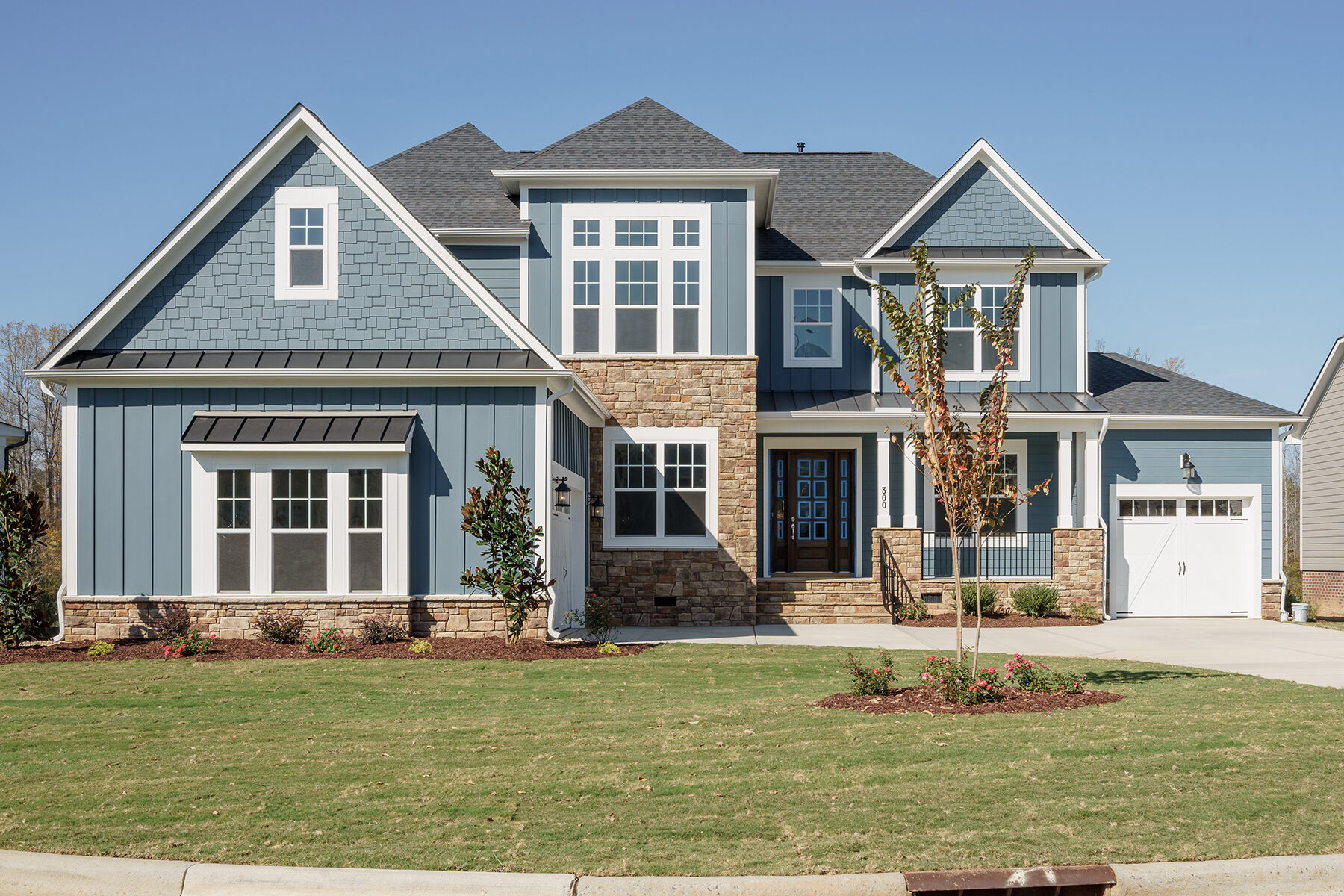 12 Oaks Exterior