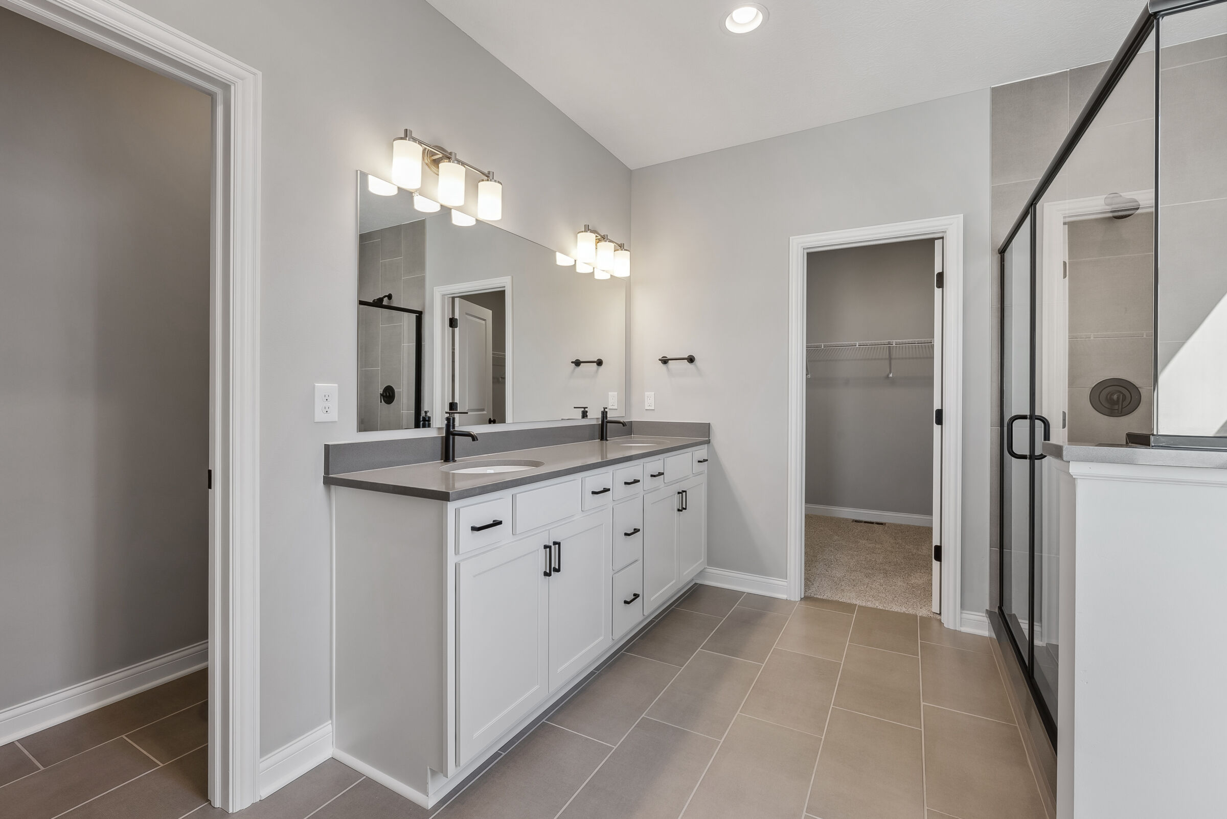 Owner's Bathroom