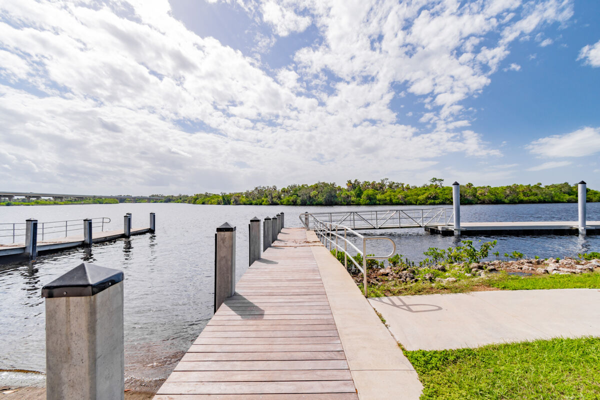 Parrish, FL