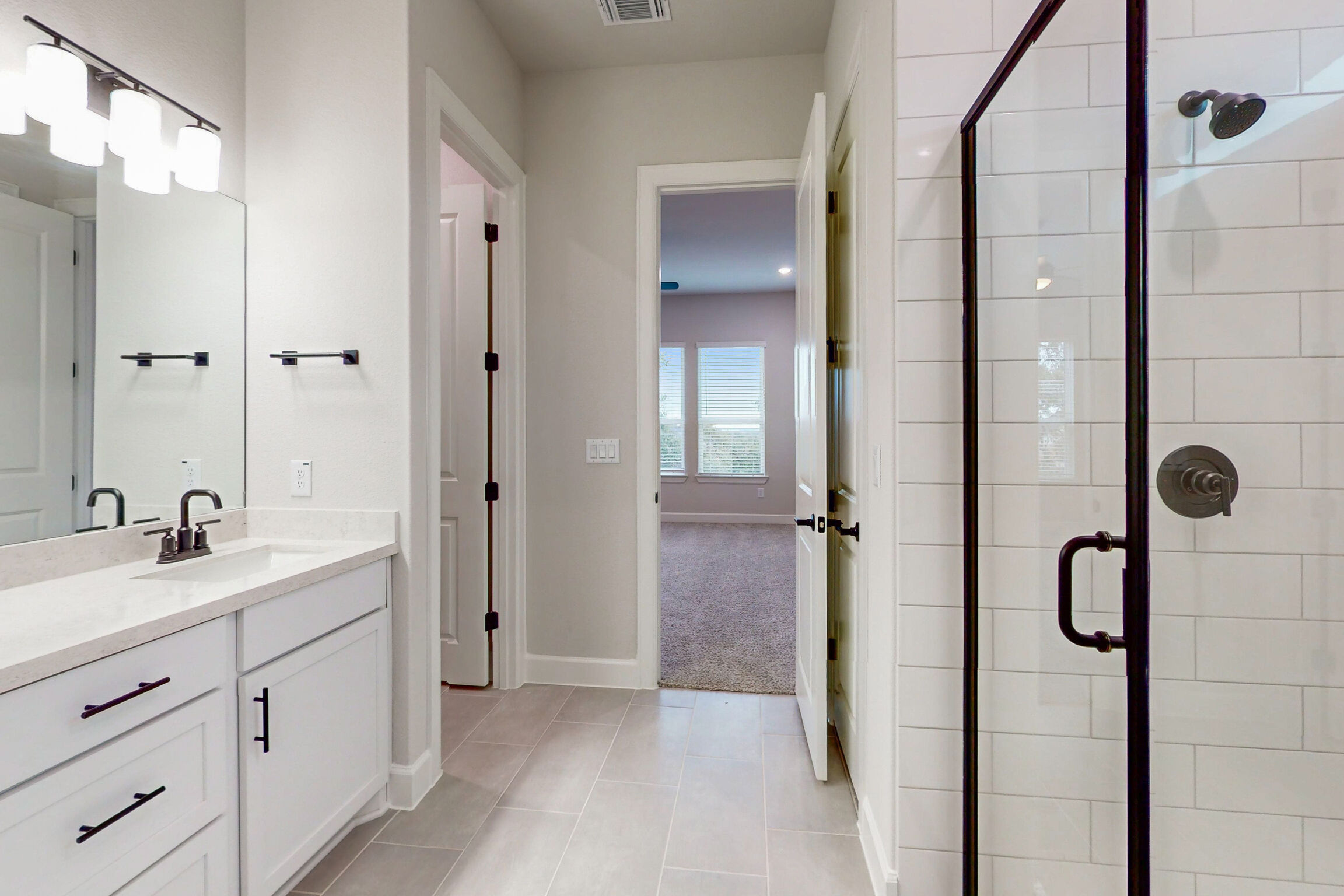 Owner's Bathroom 