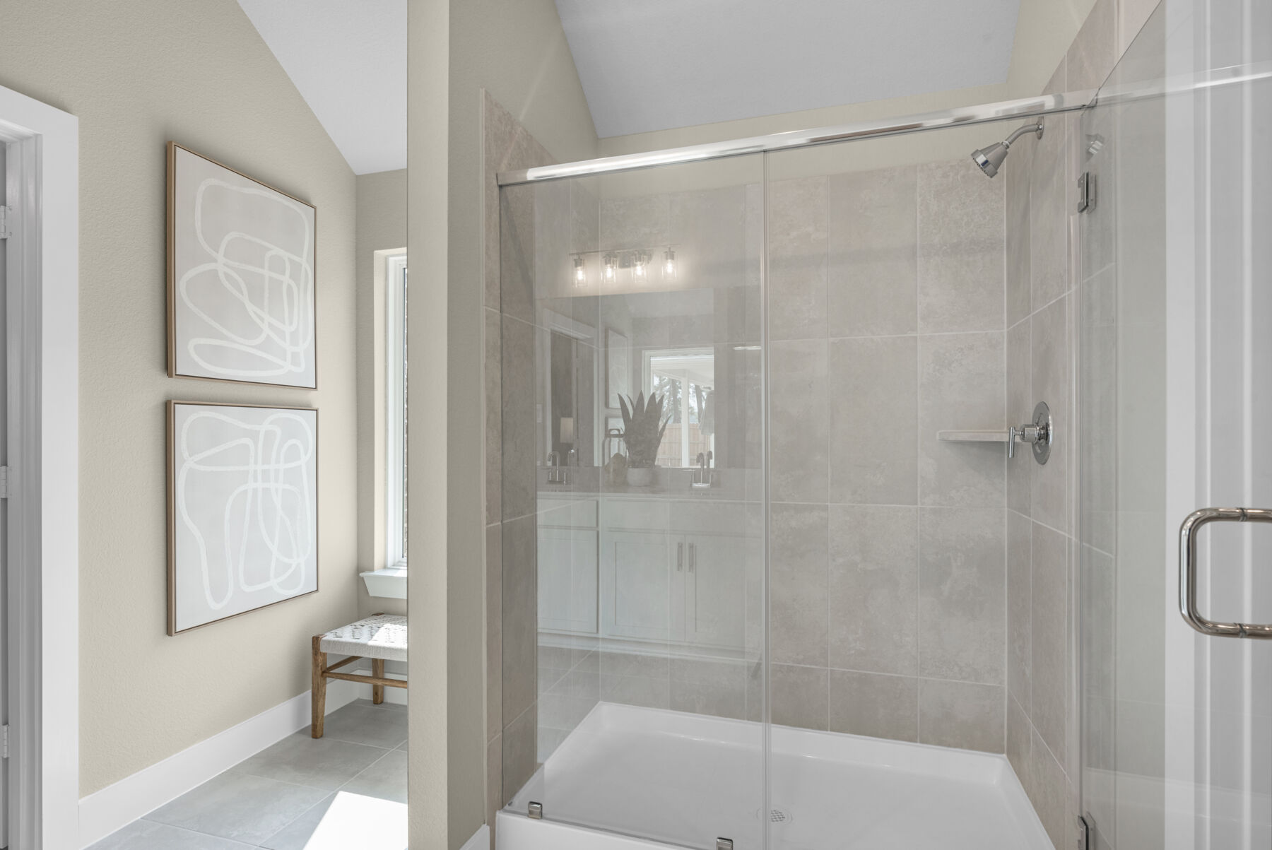 Owner's Bathroom 