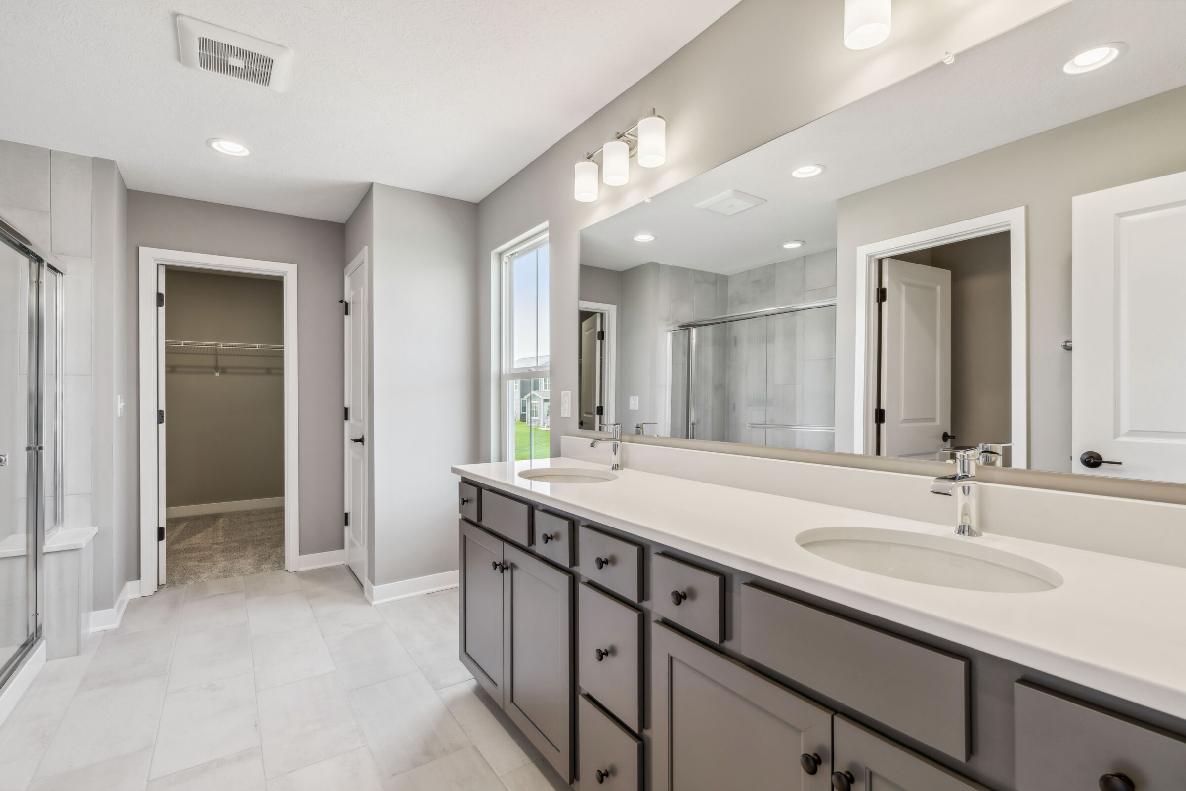 Owner's Bathroom