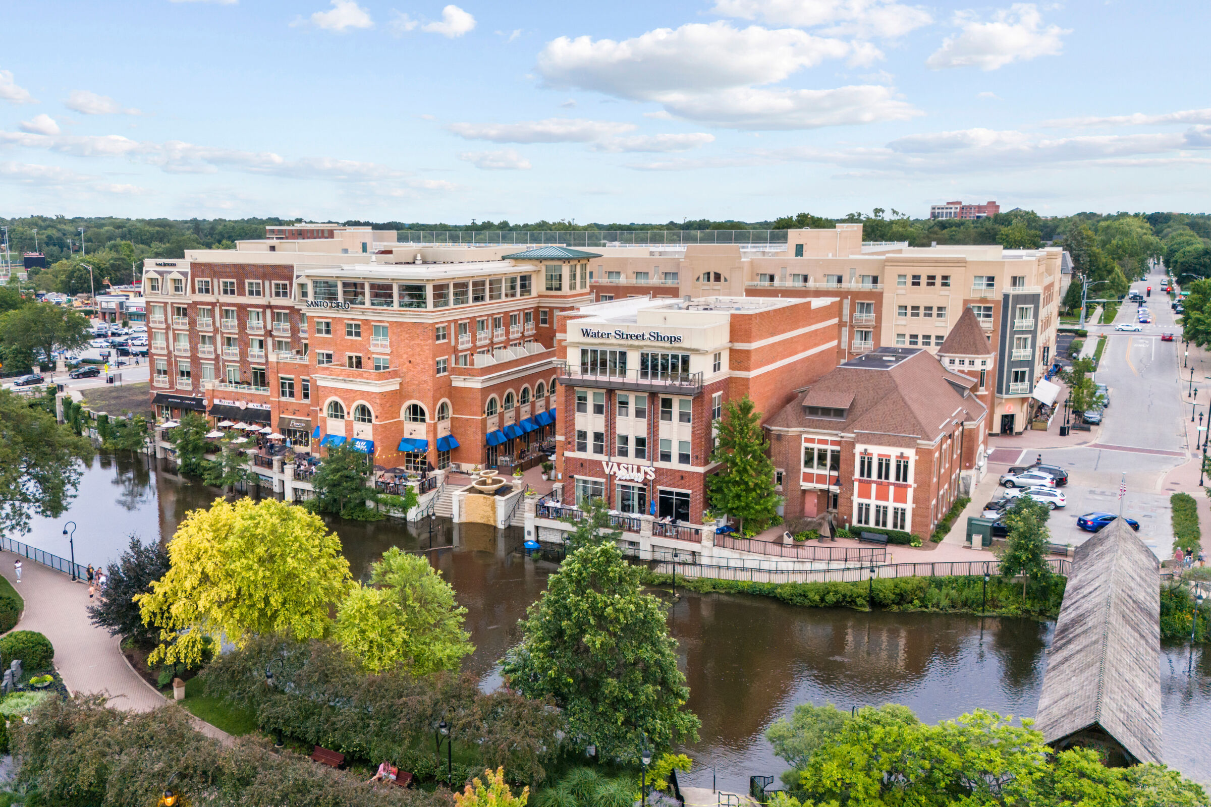 Everly Trace of Naperville