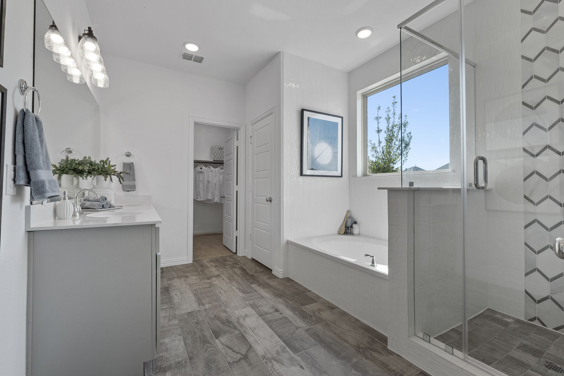 Owner's Bathroom