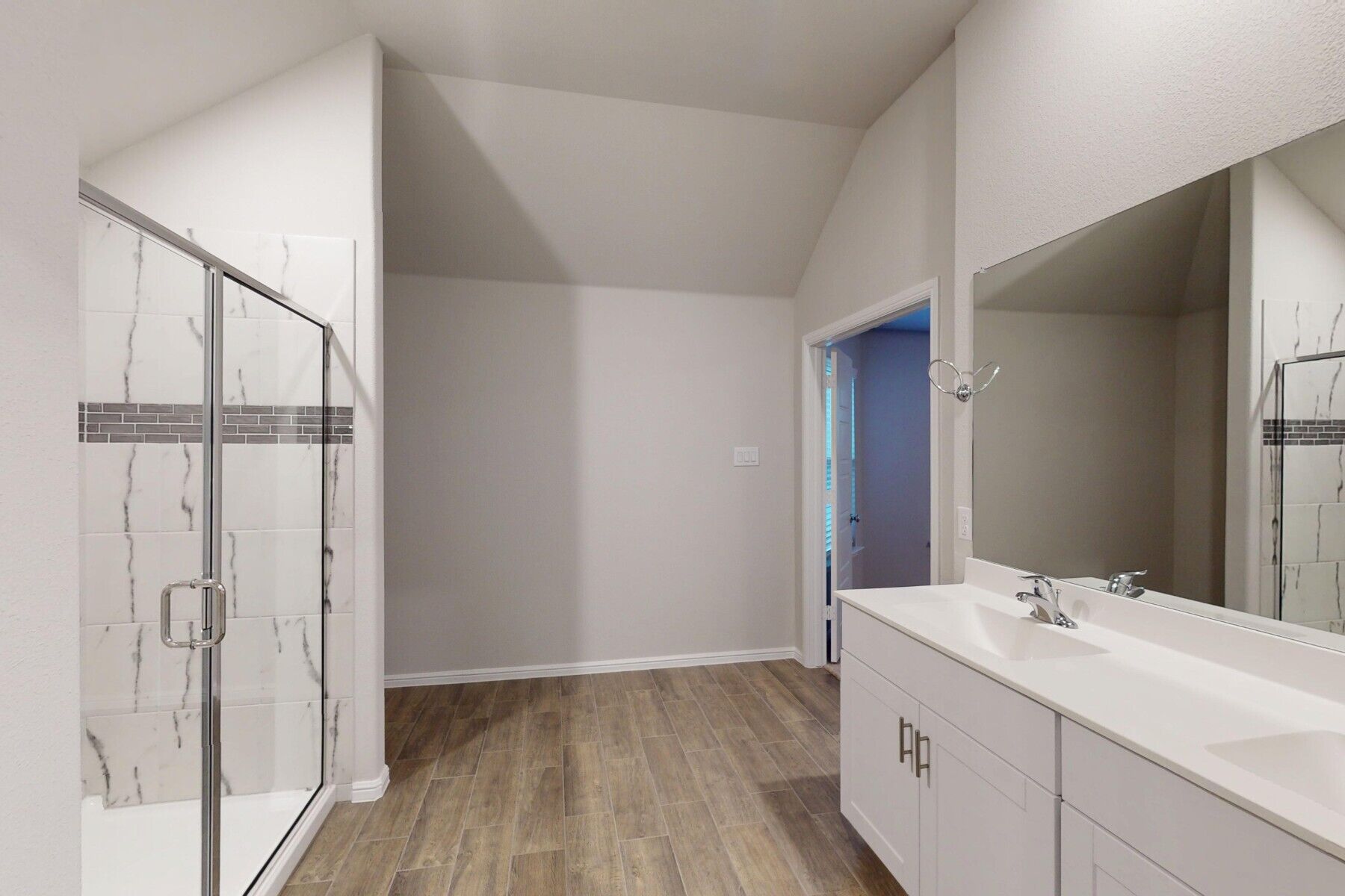 Owner's Bathroom