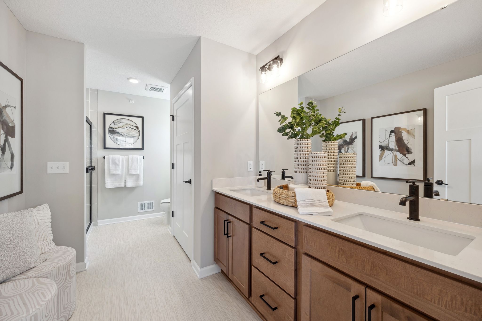 Owner's Bathroom