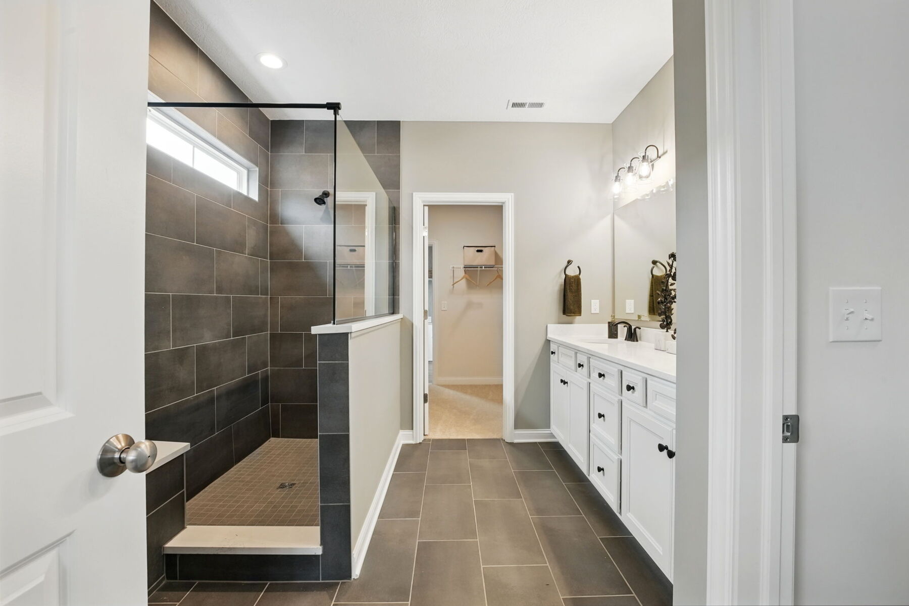 Owner's Bathroom