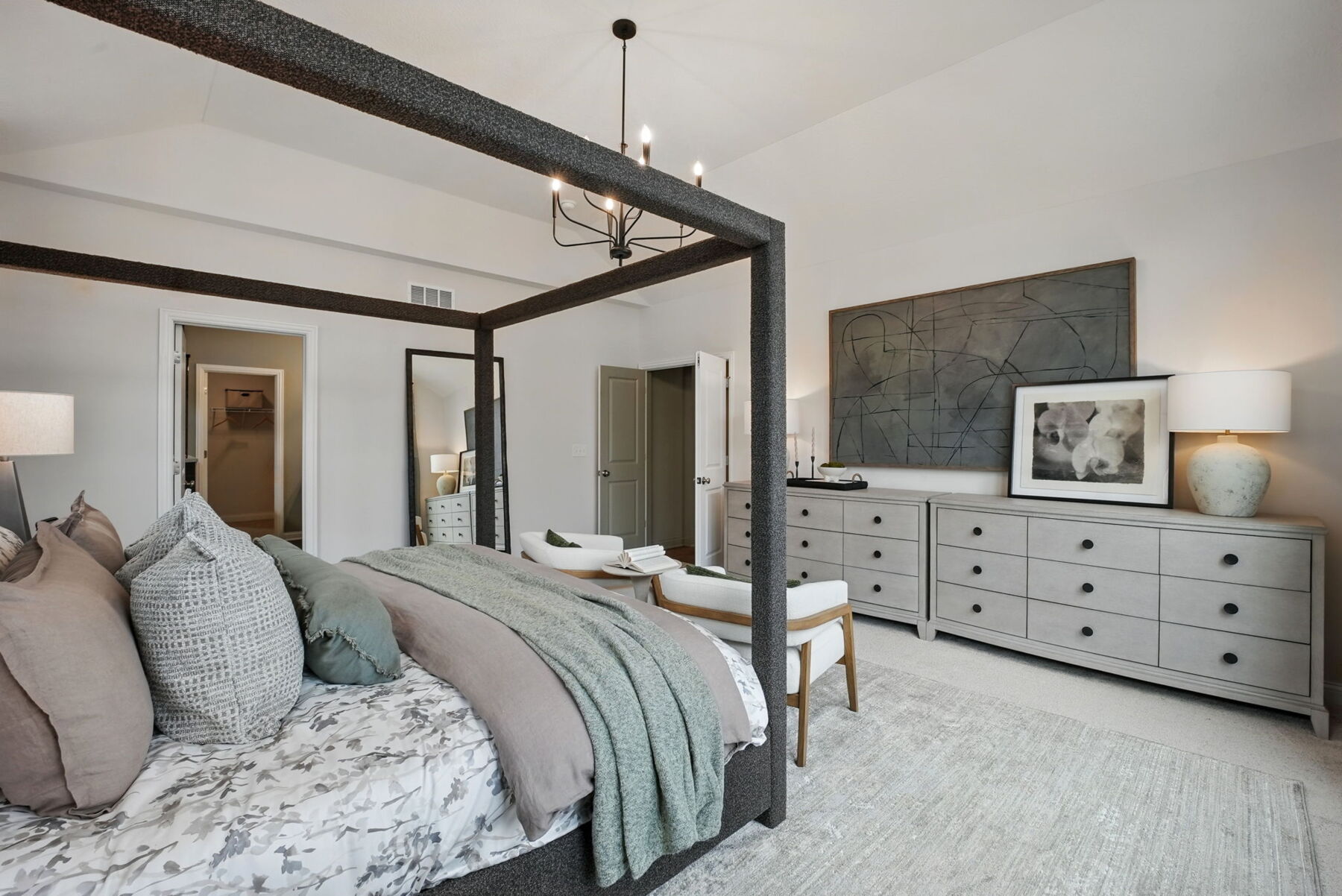 Owner's Bedroom
