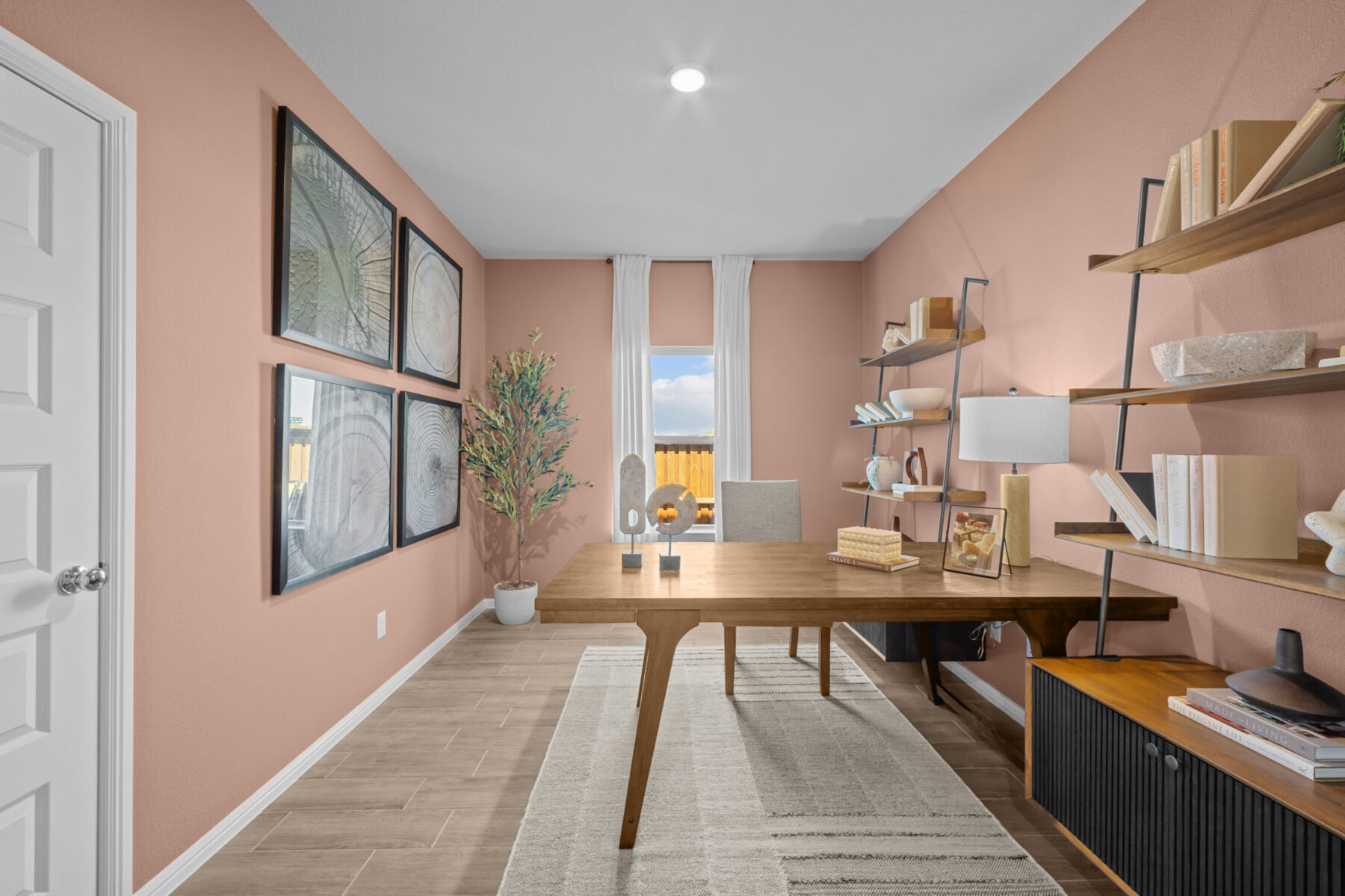 Flex Room