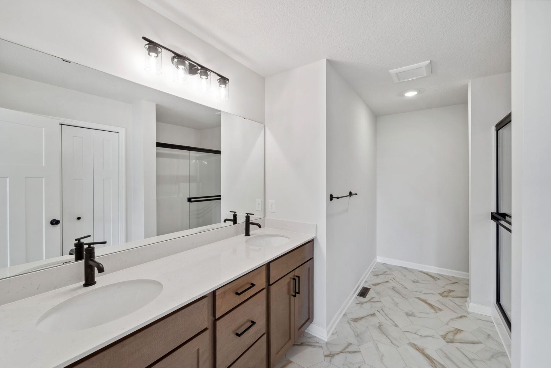 Owner's Bathroom