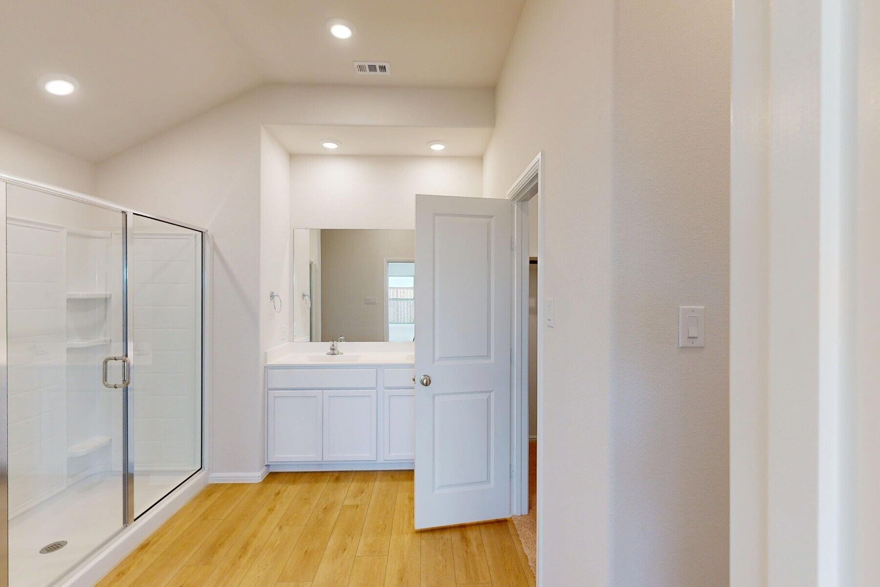 Owner's Bathroom