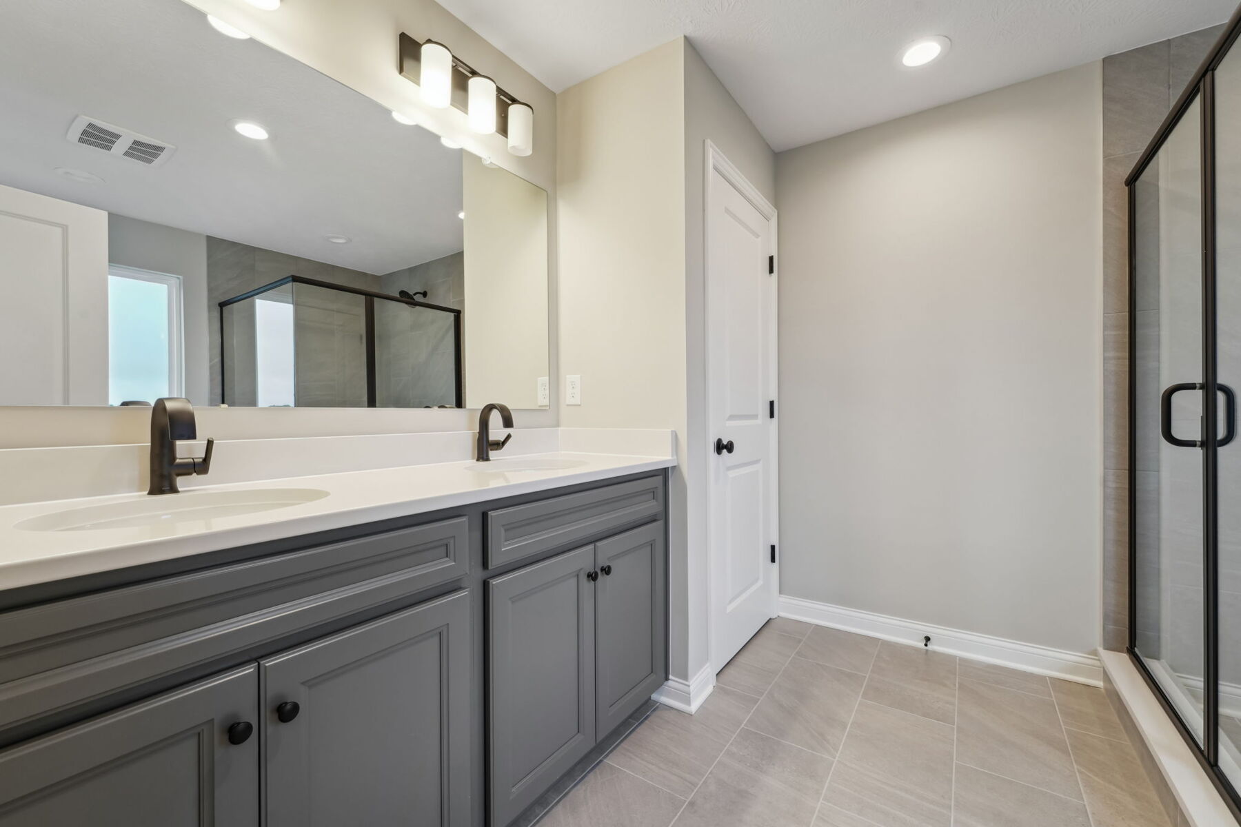 Owner's Bathroom