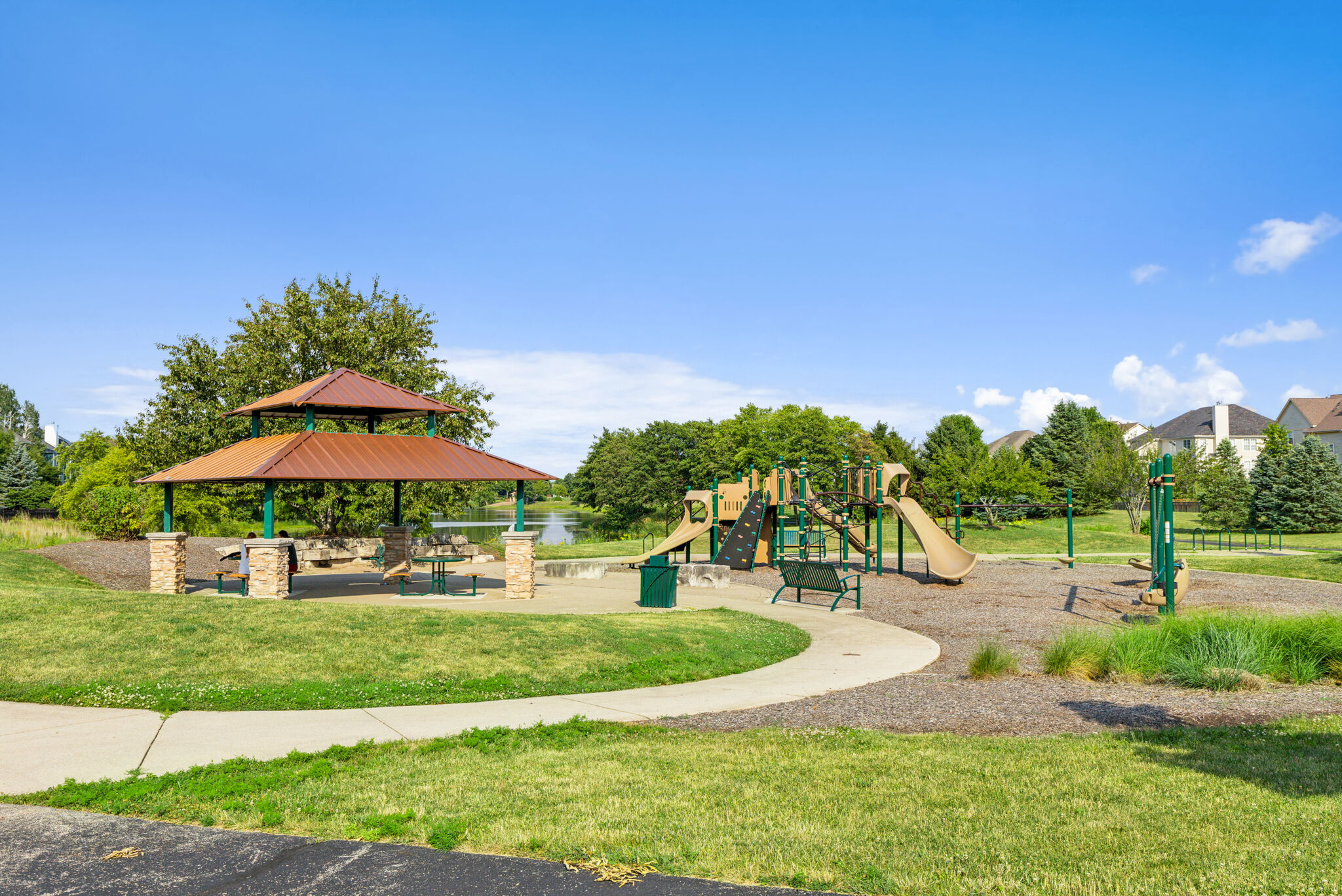 Leighton Pointe