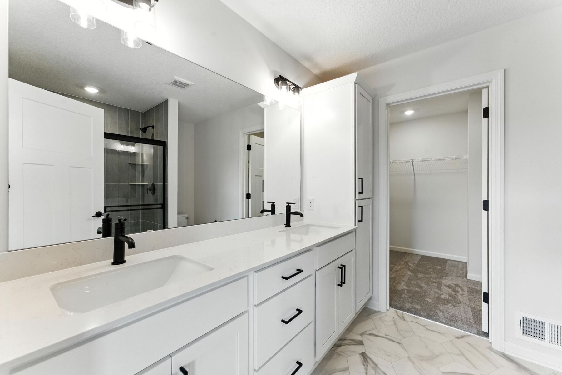 Owner's Bathroom
