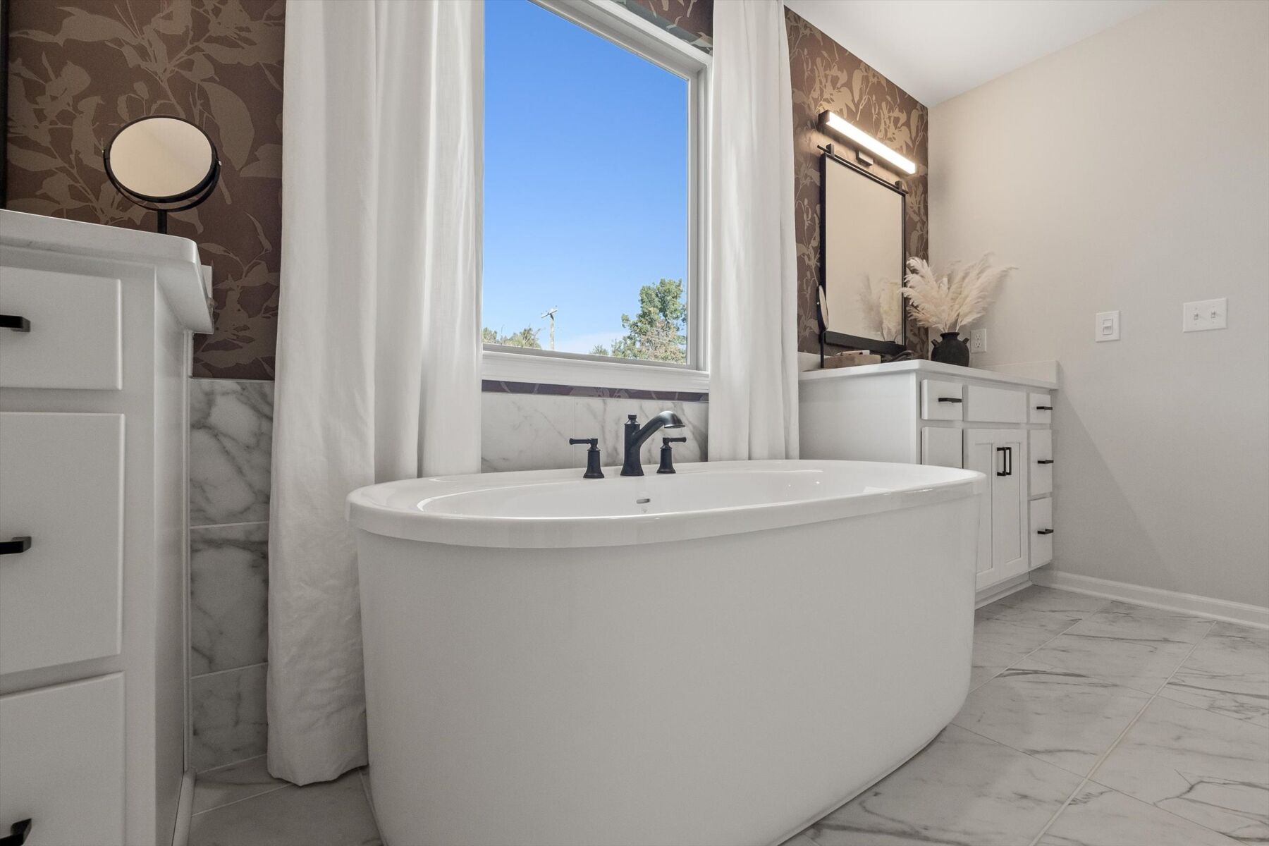 Owner's Bathroom