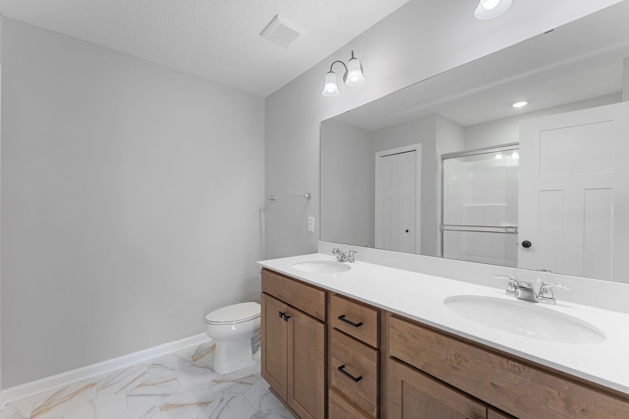 Owner's Bathroom