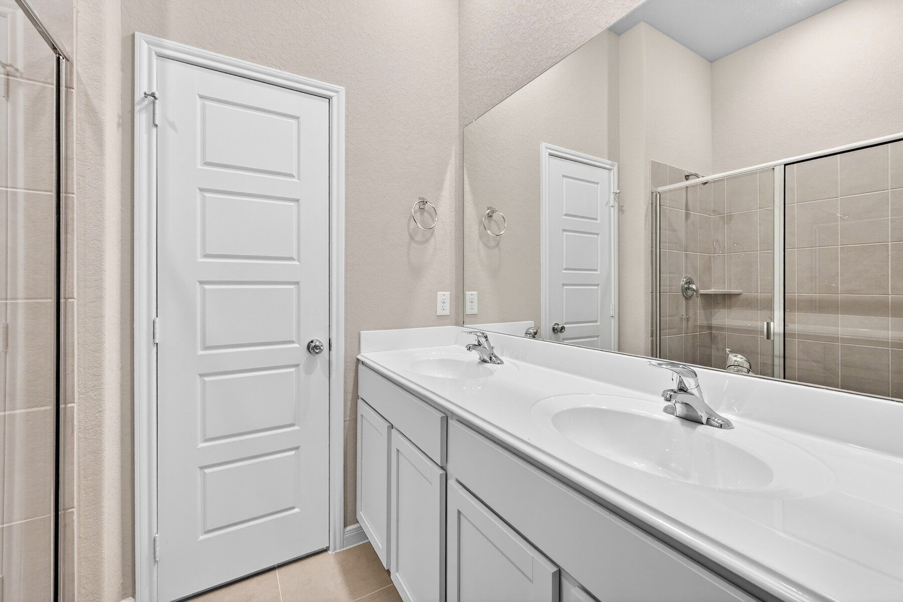 Owner's Bathroom