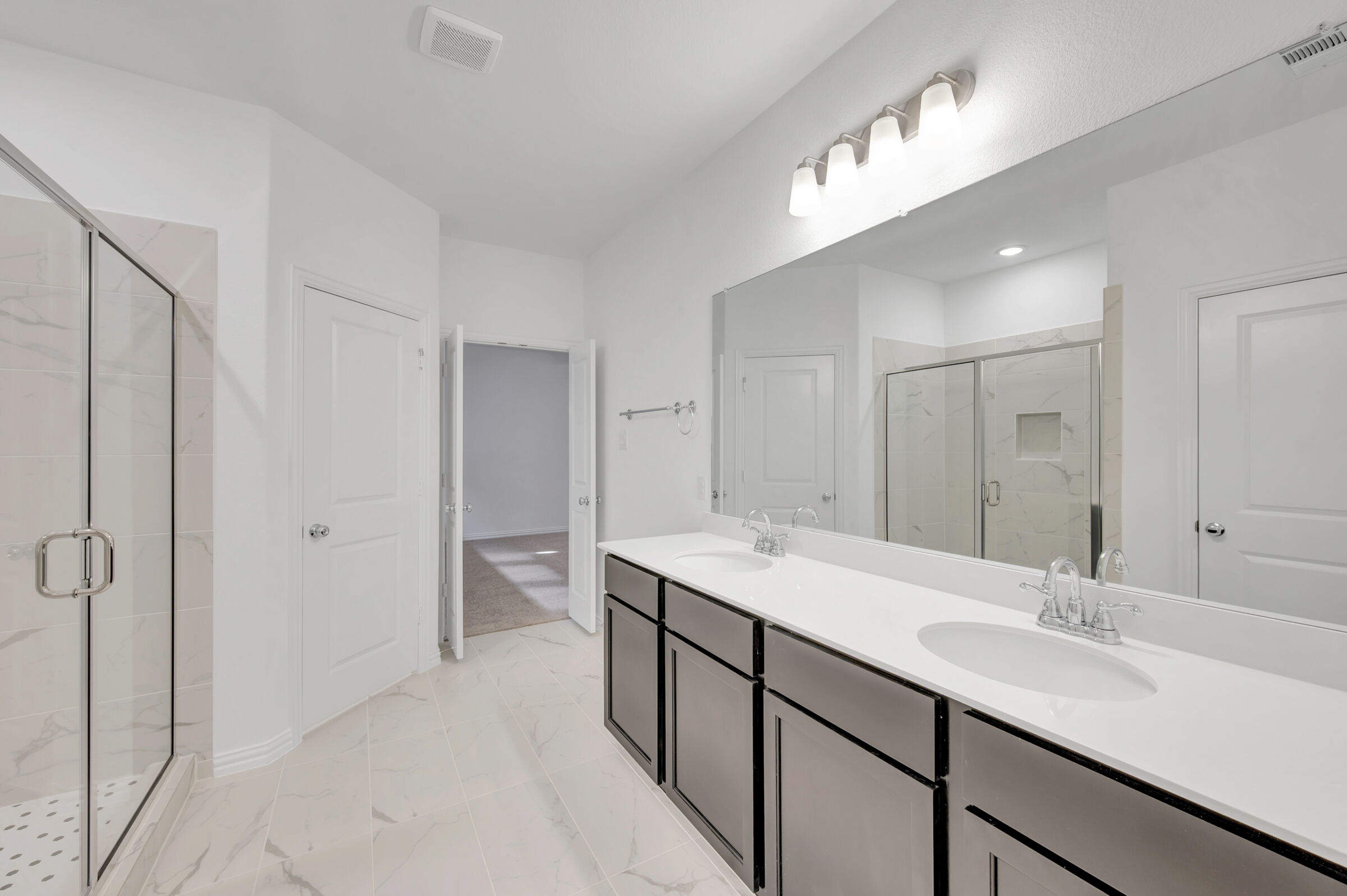 Owner's Bathroom