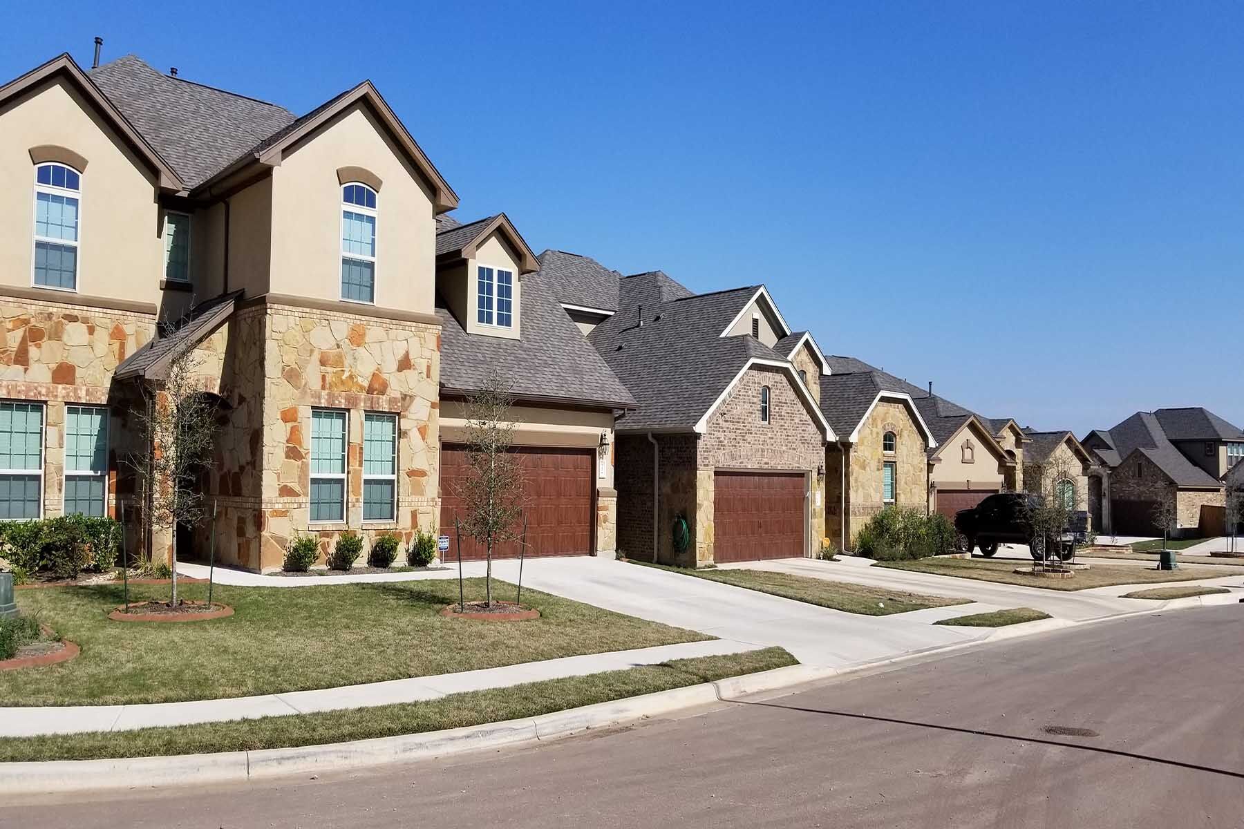 Palmera Ridge Streetscape