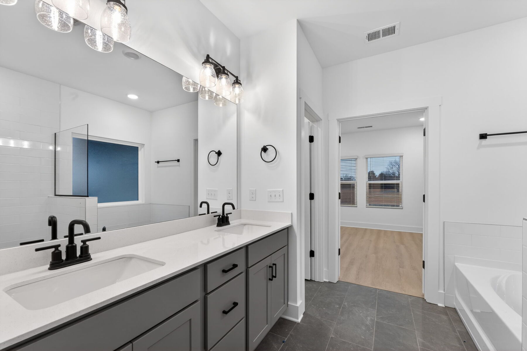Owner's Bathroom