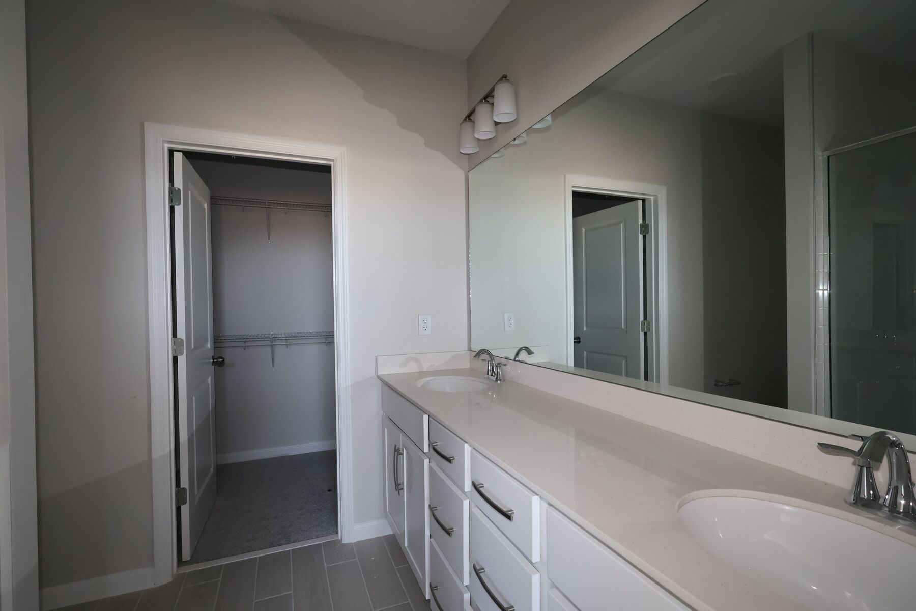 Owner's Bathroom