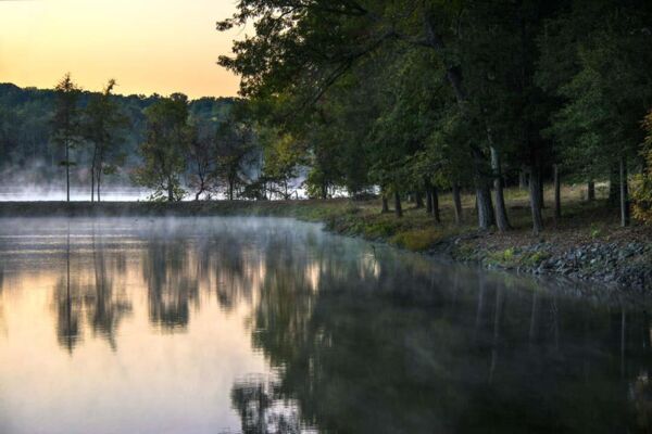 McLean - The Conservancy Lake