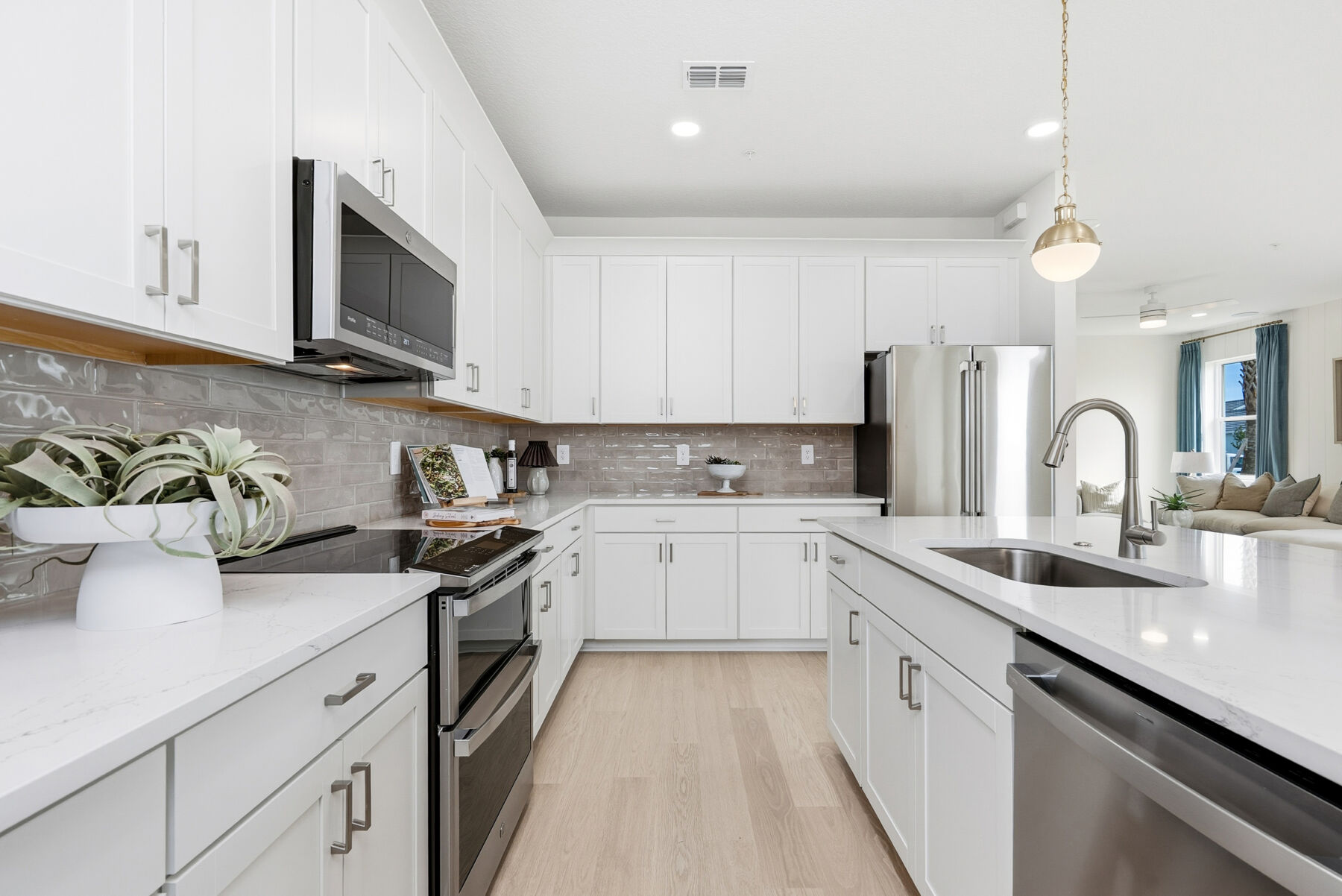 Palm Townhome Kitchen 