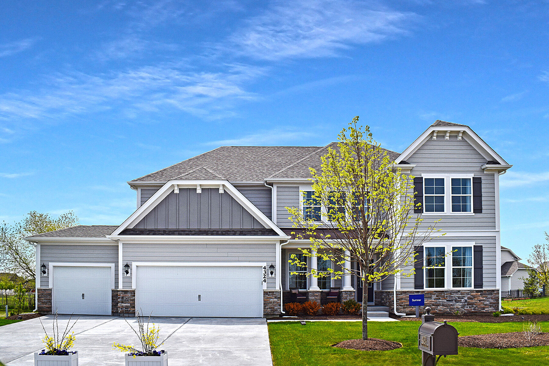 Ashwood Creek Exterior