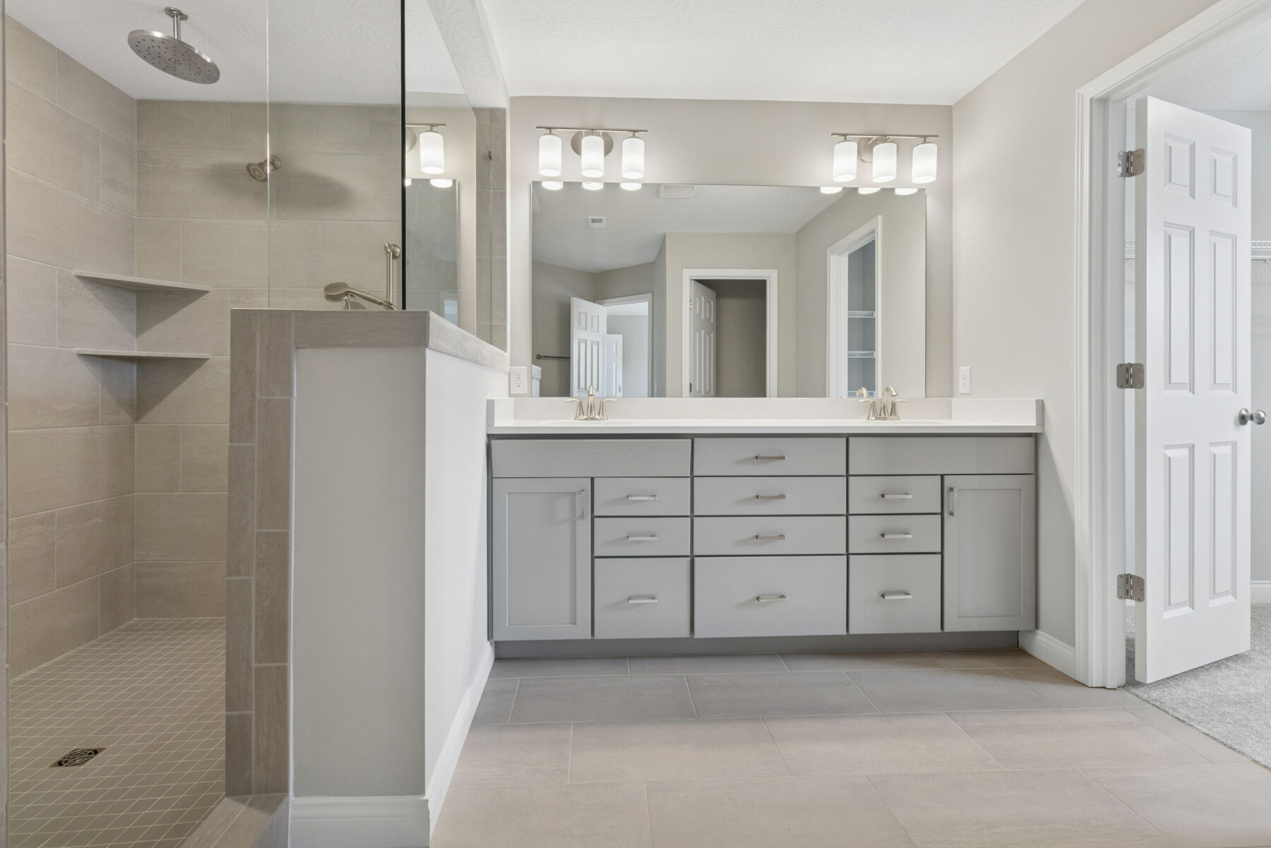 Owner's Bathroom