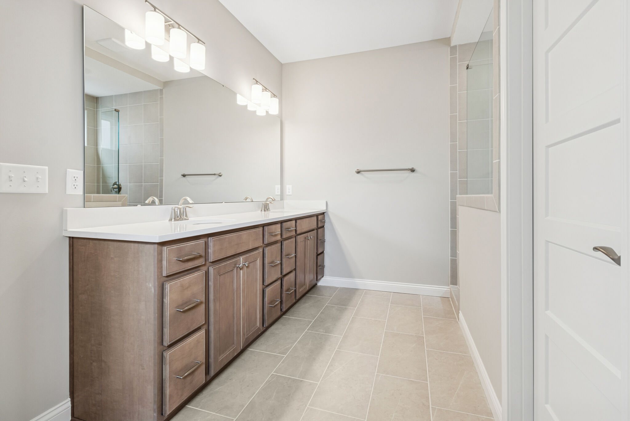 Owner's Bathroom