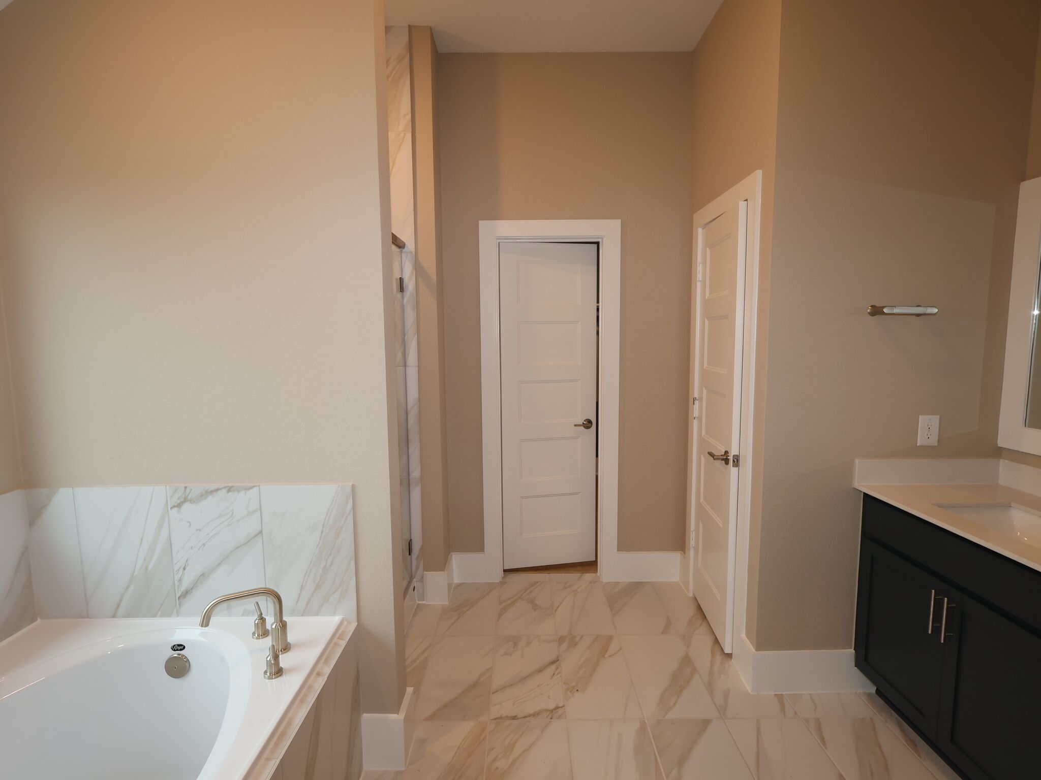 Owner's Bathroom