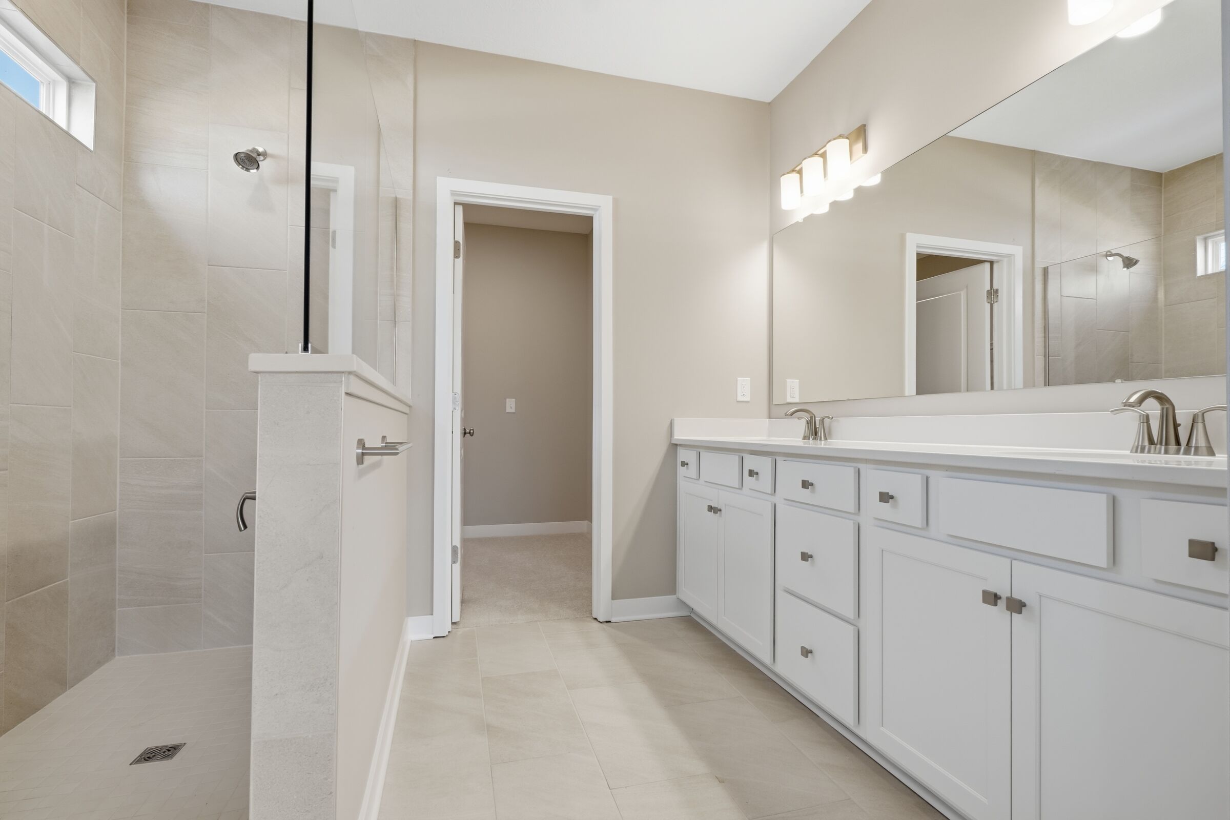 Owner's Bathroom