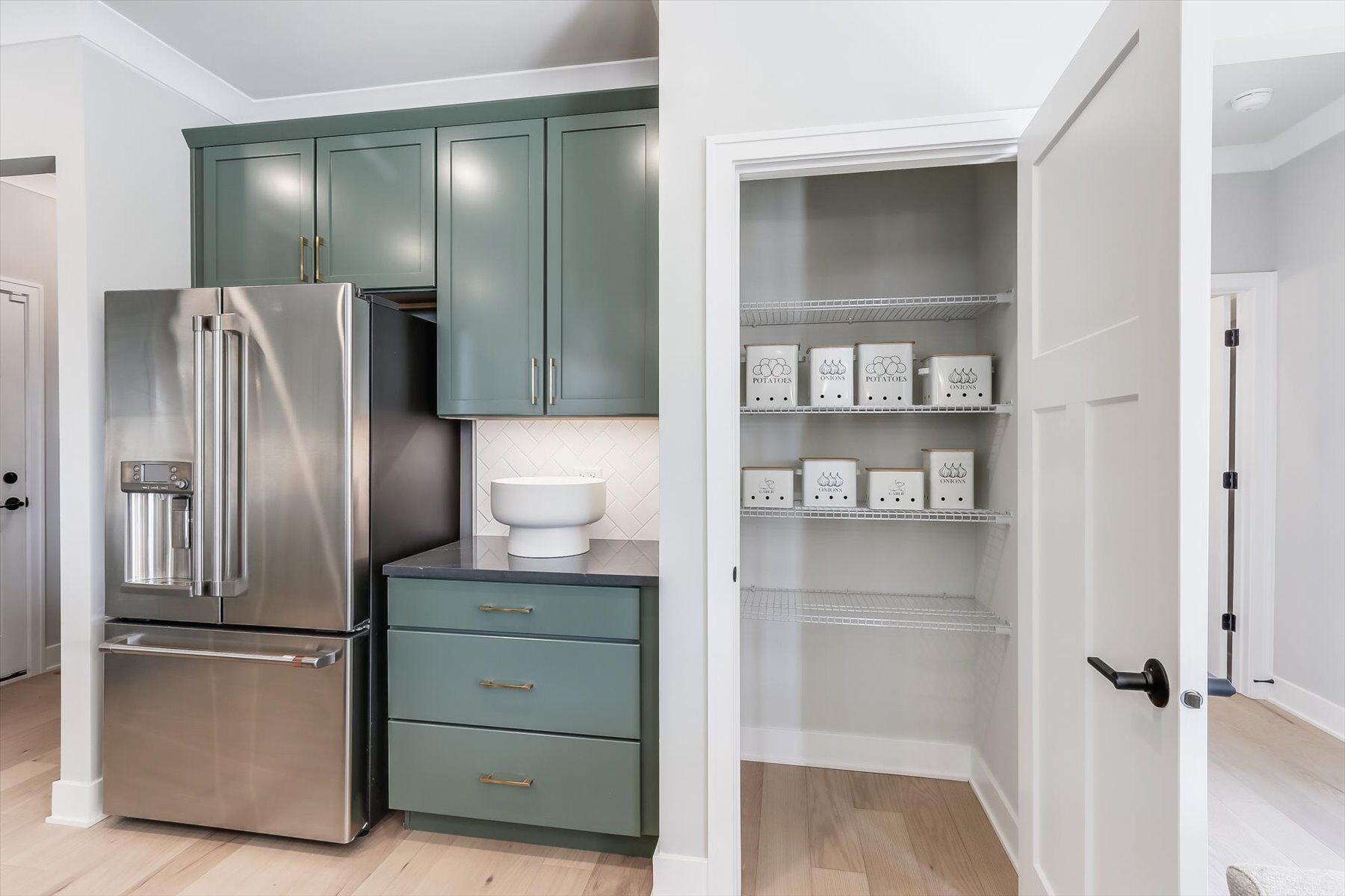 Pantry 