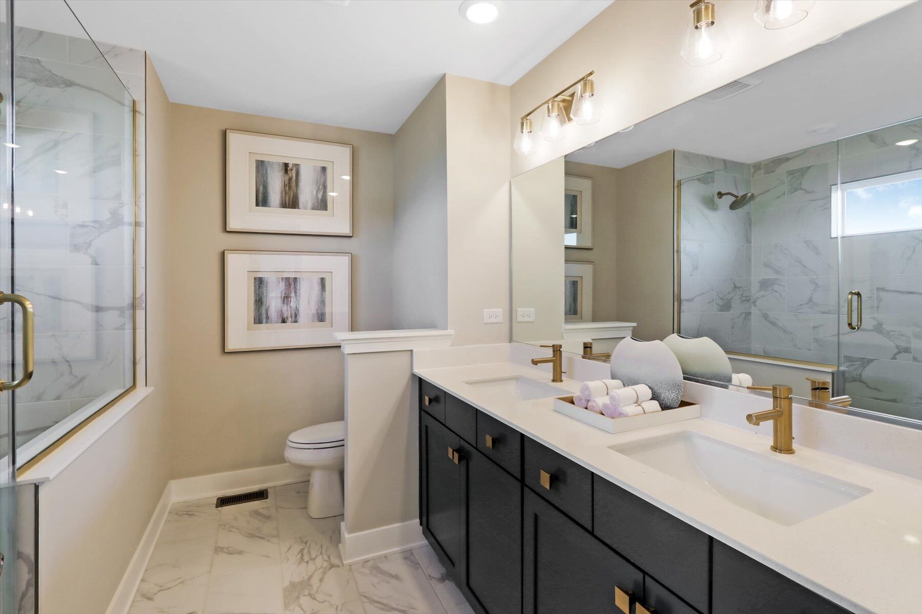Owners Bath