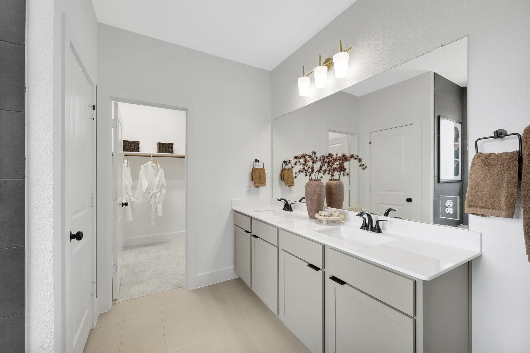 Owner's Bathroom