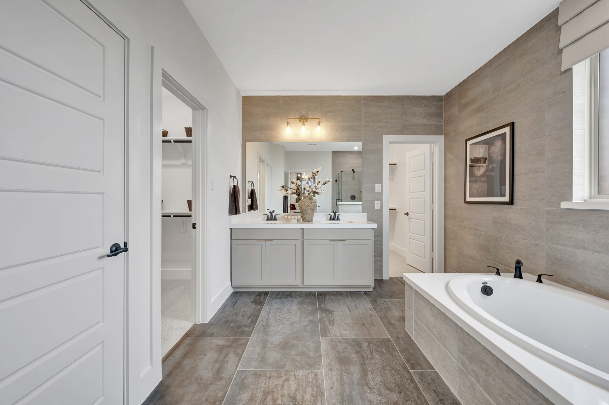 Owner's Bathroom