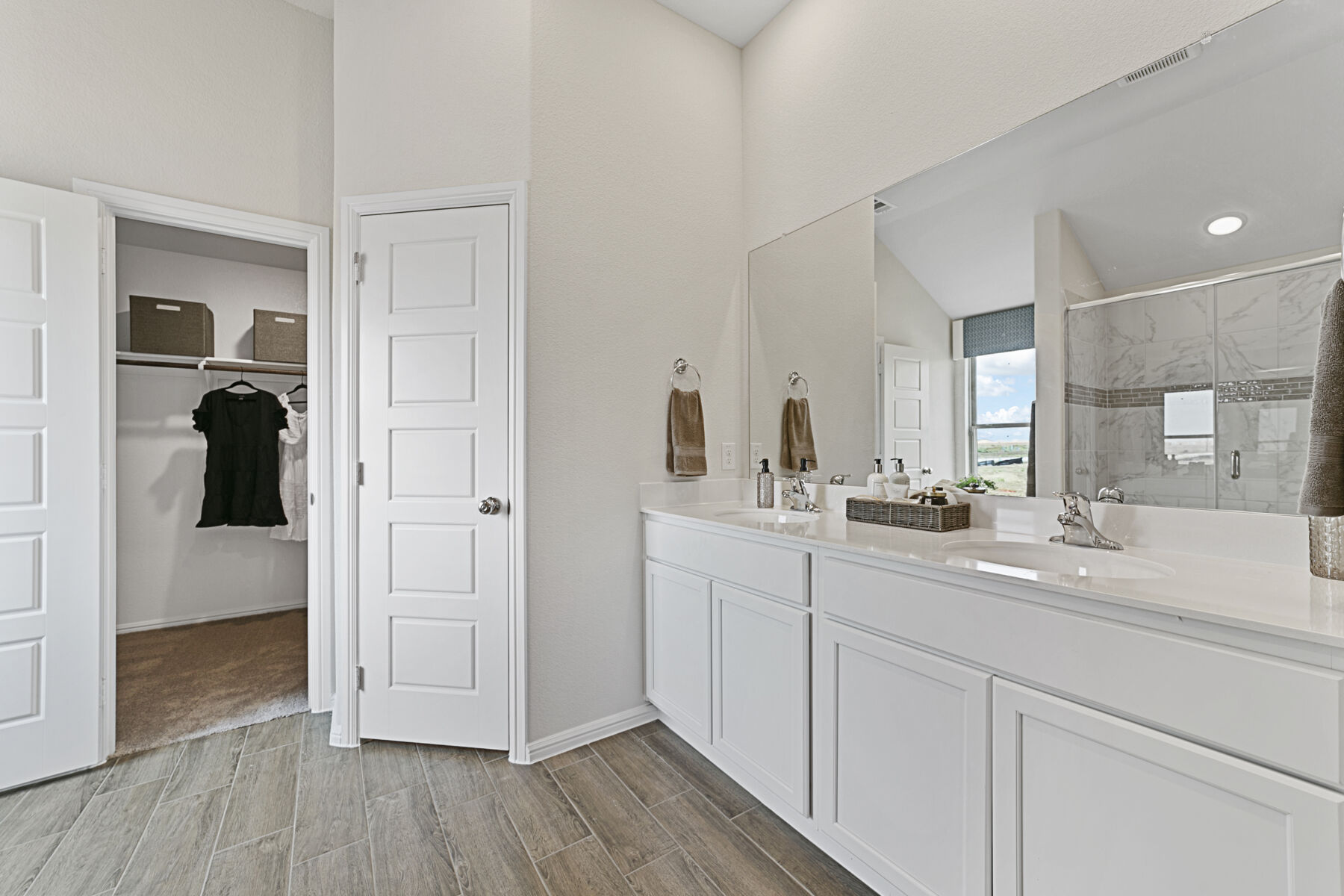 Owner's Bathroom