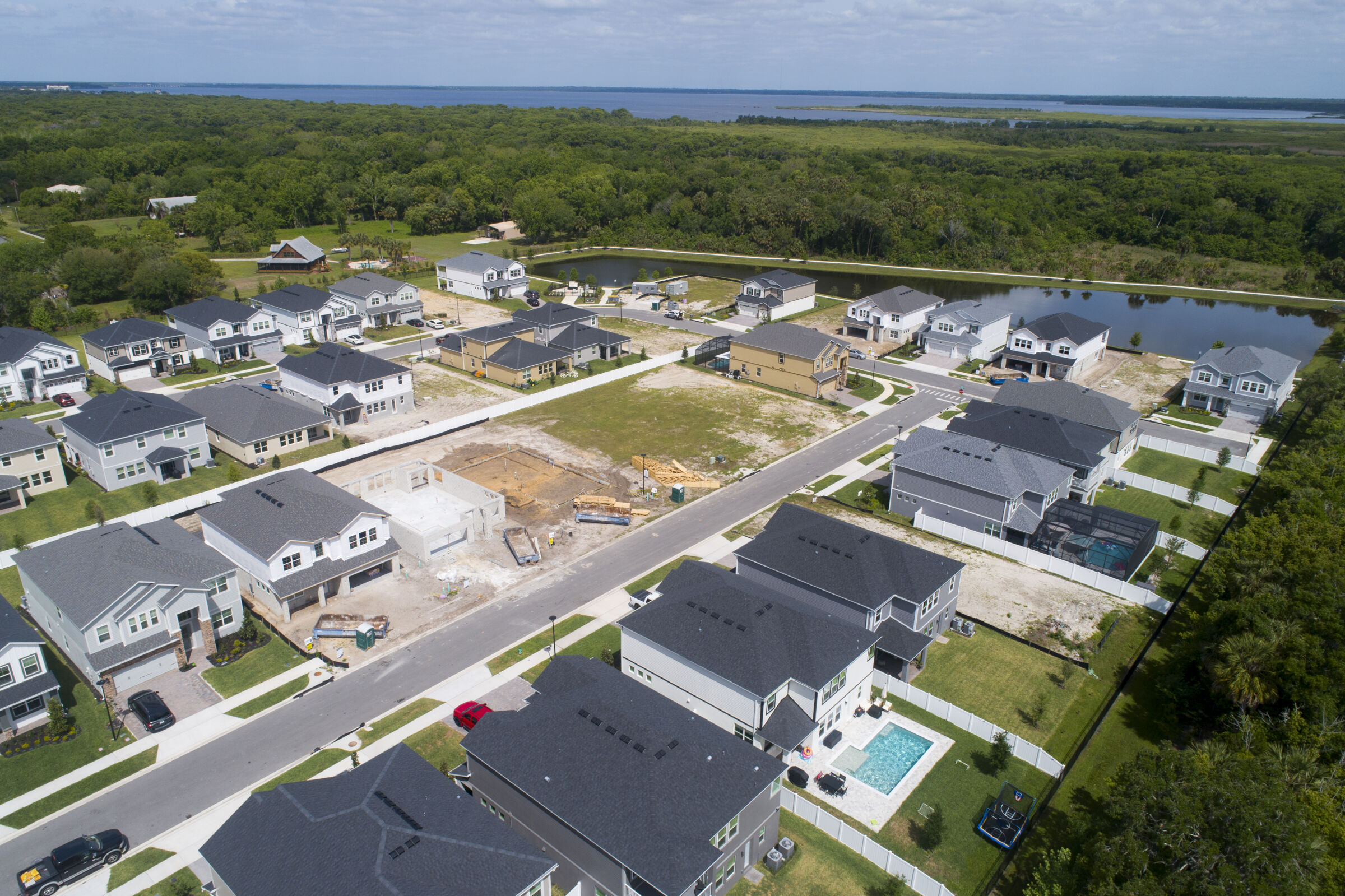 Estates at Rivercrest