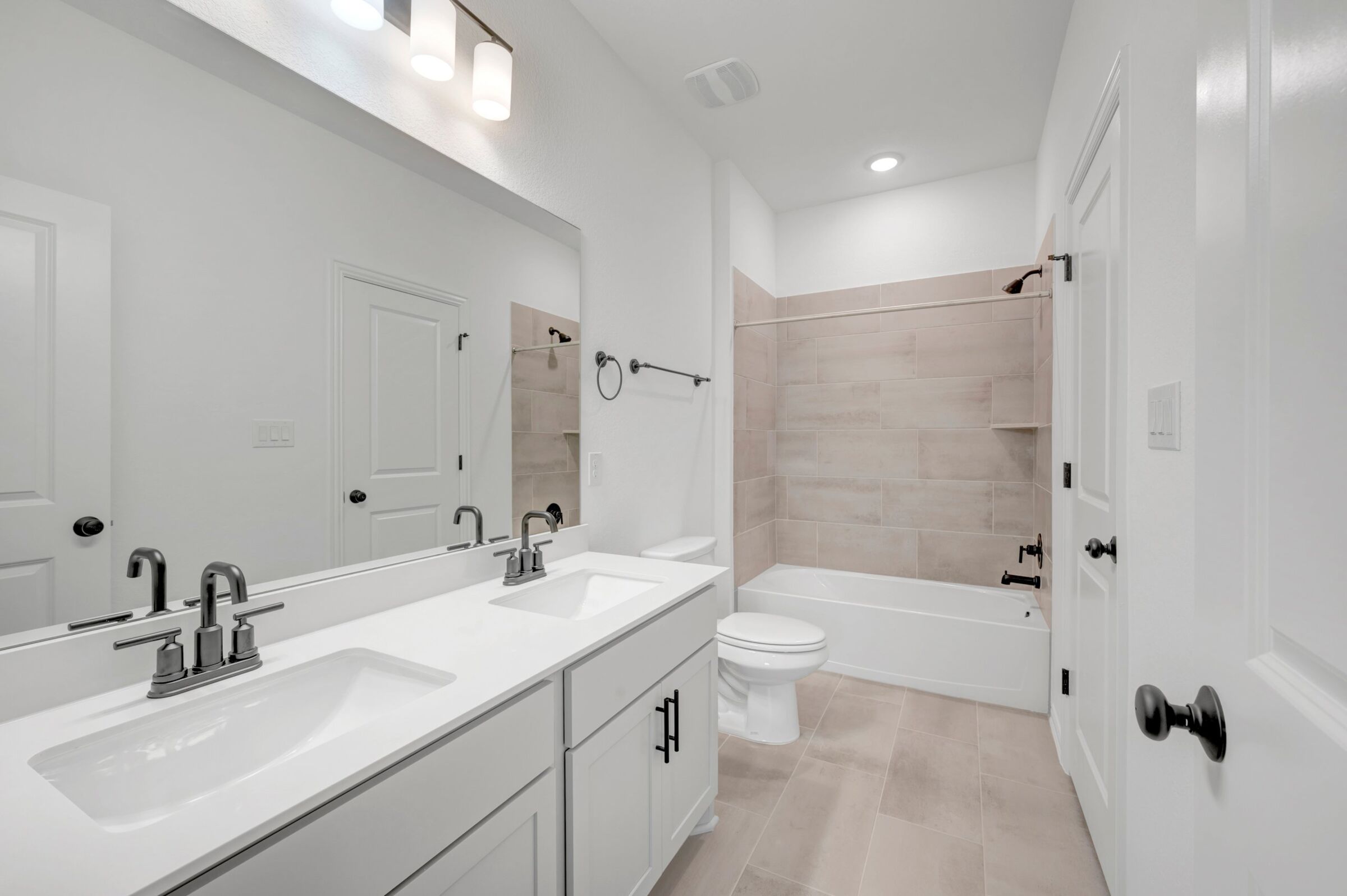 Owner's Bathroom