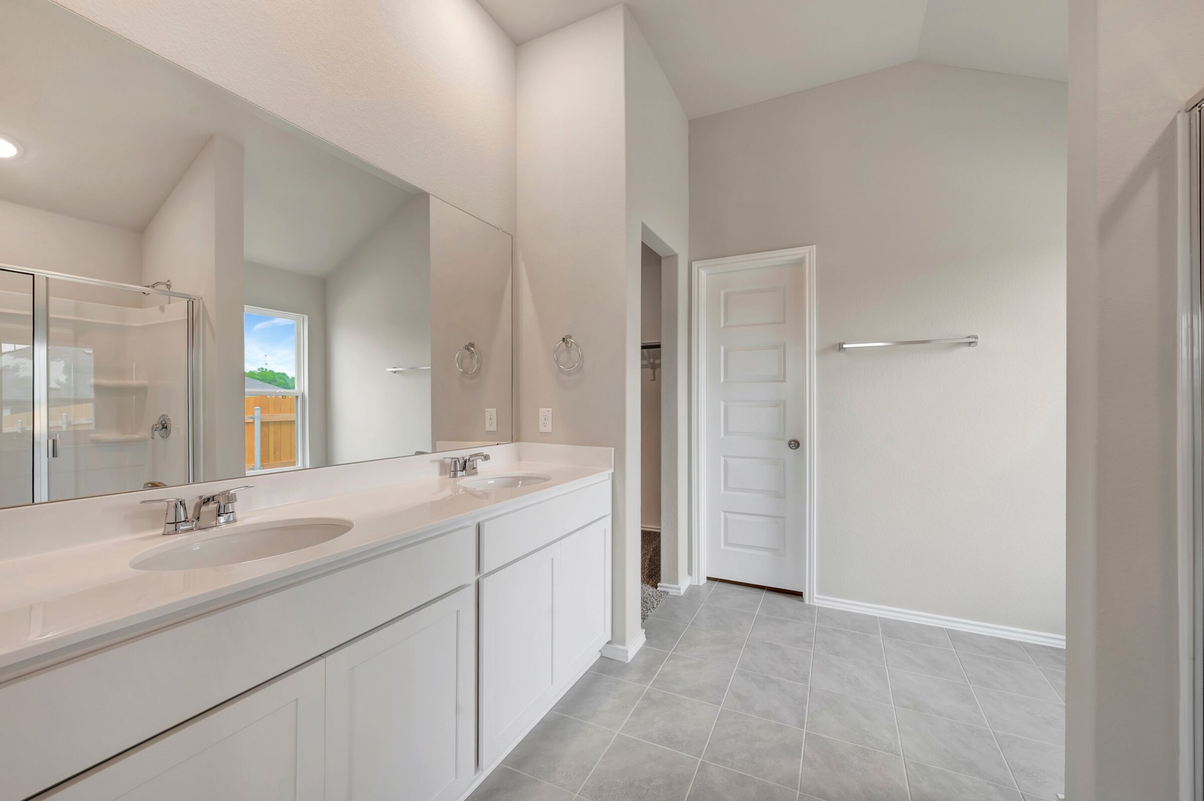 Owner's Bathroom
