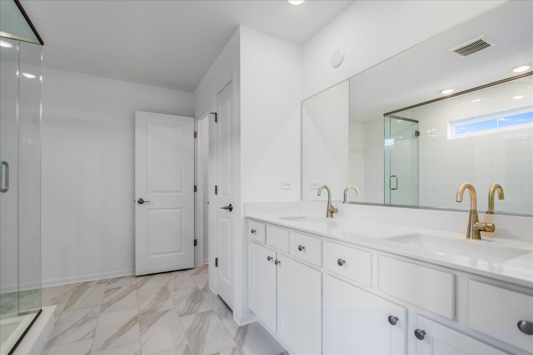 Owners Bathroom