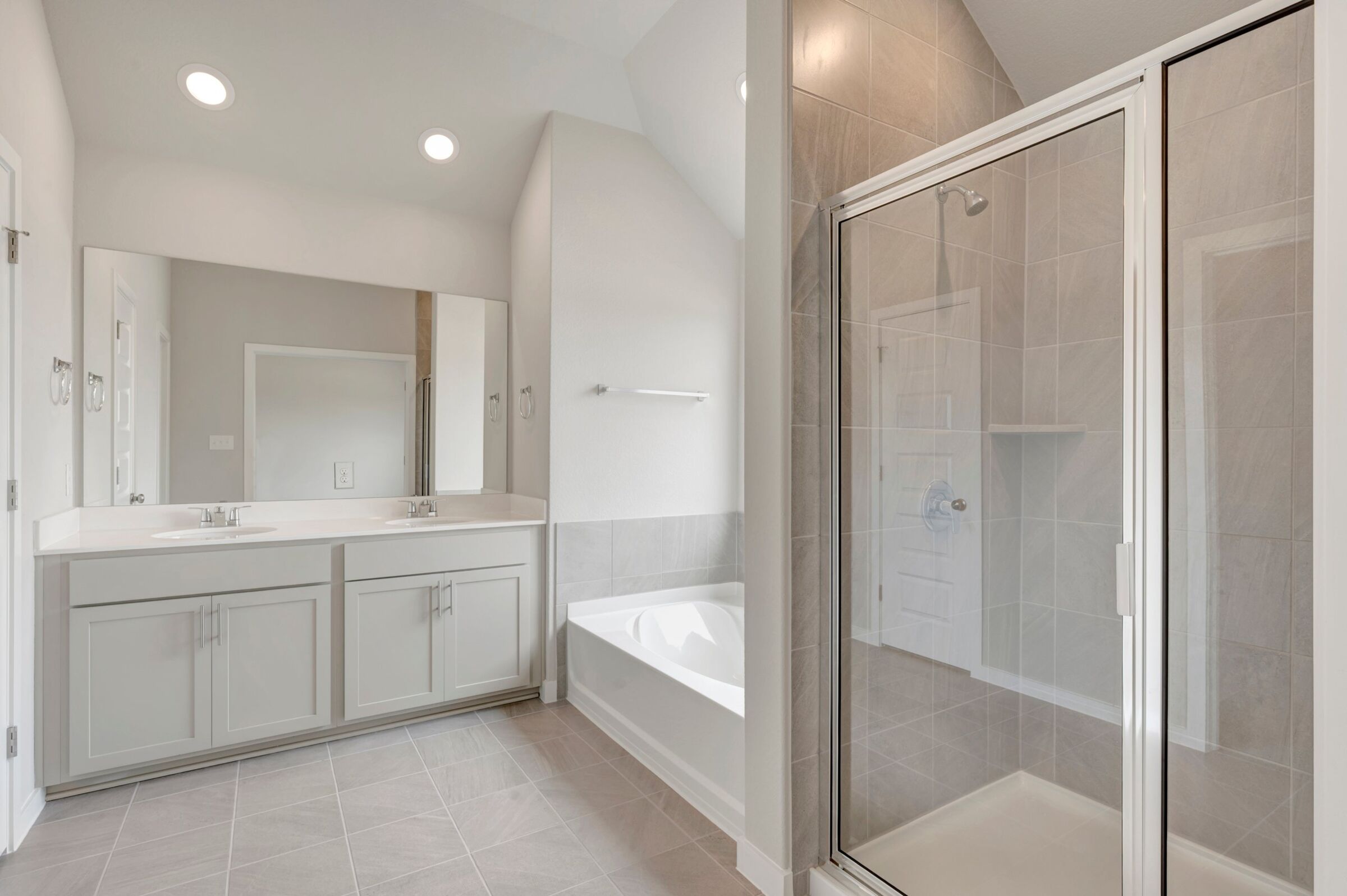 Owner's Bathroom