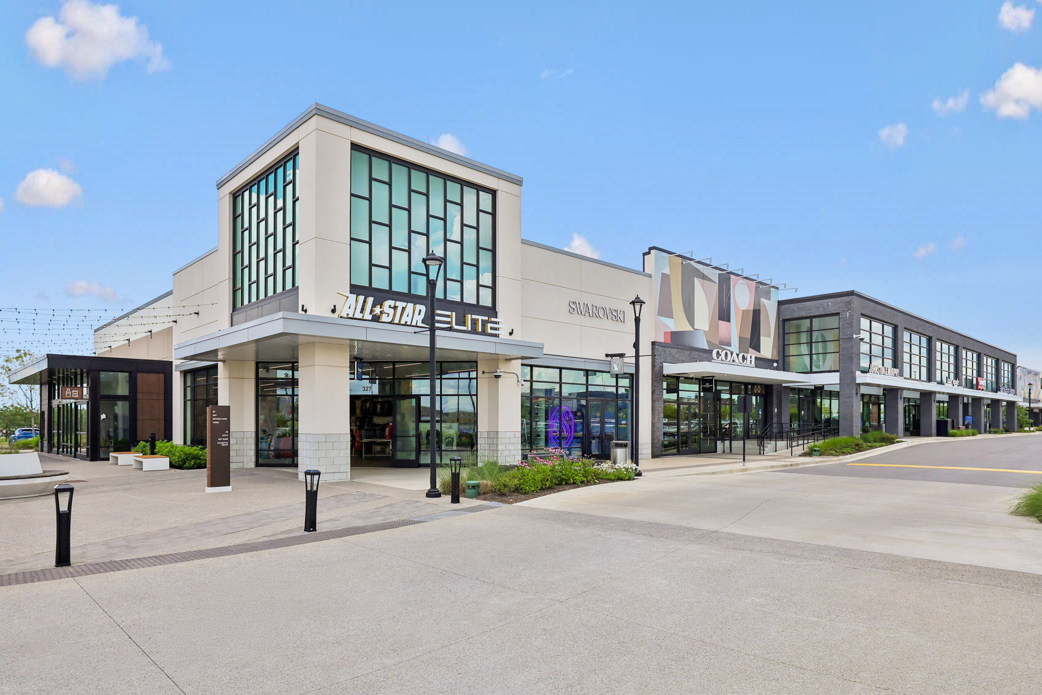 Villages at Woodland Hills