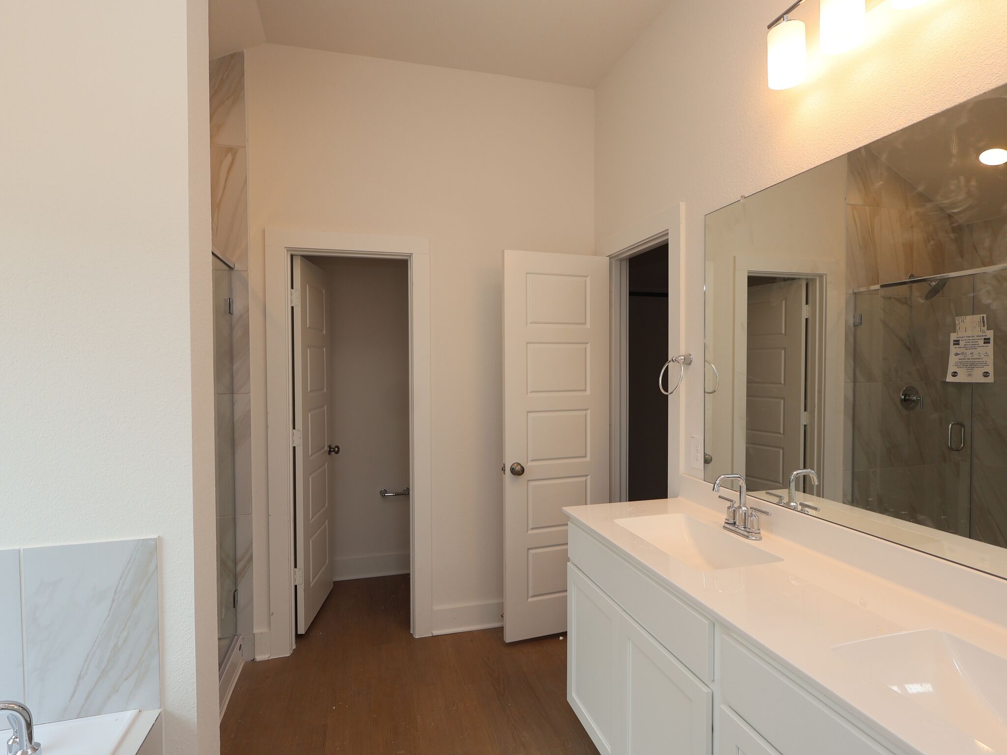 Owner's Bathroom