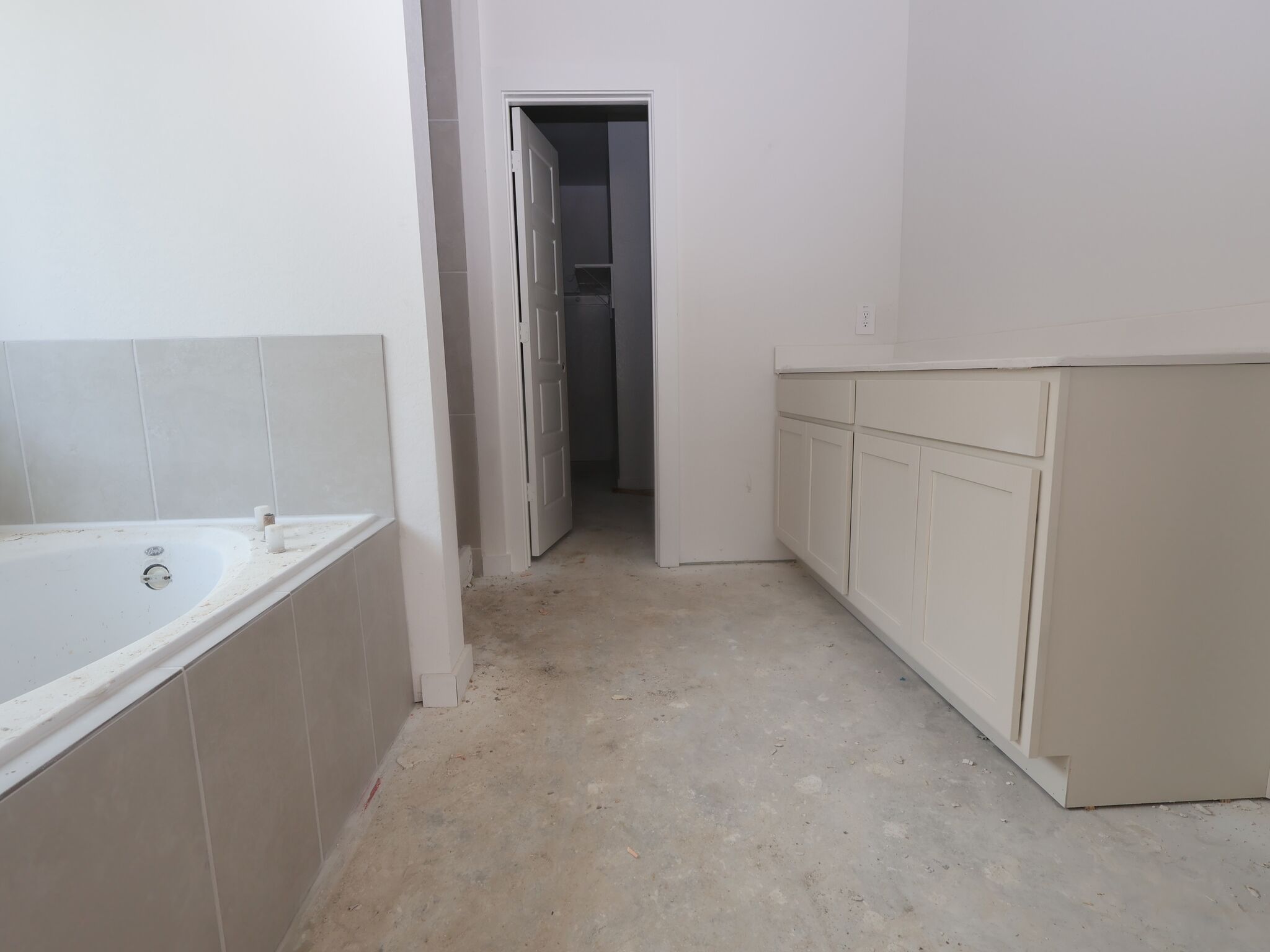 Owner's Bathroom